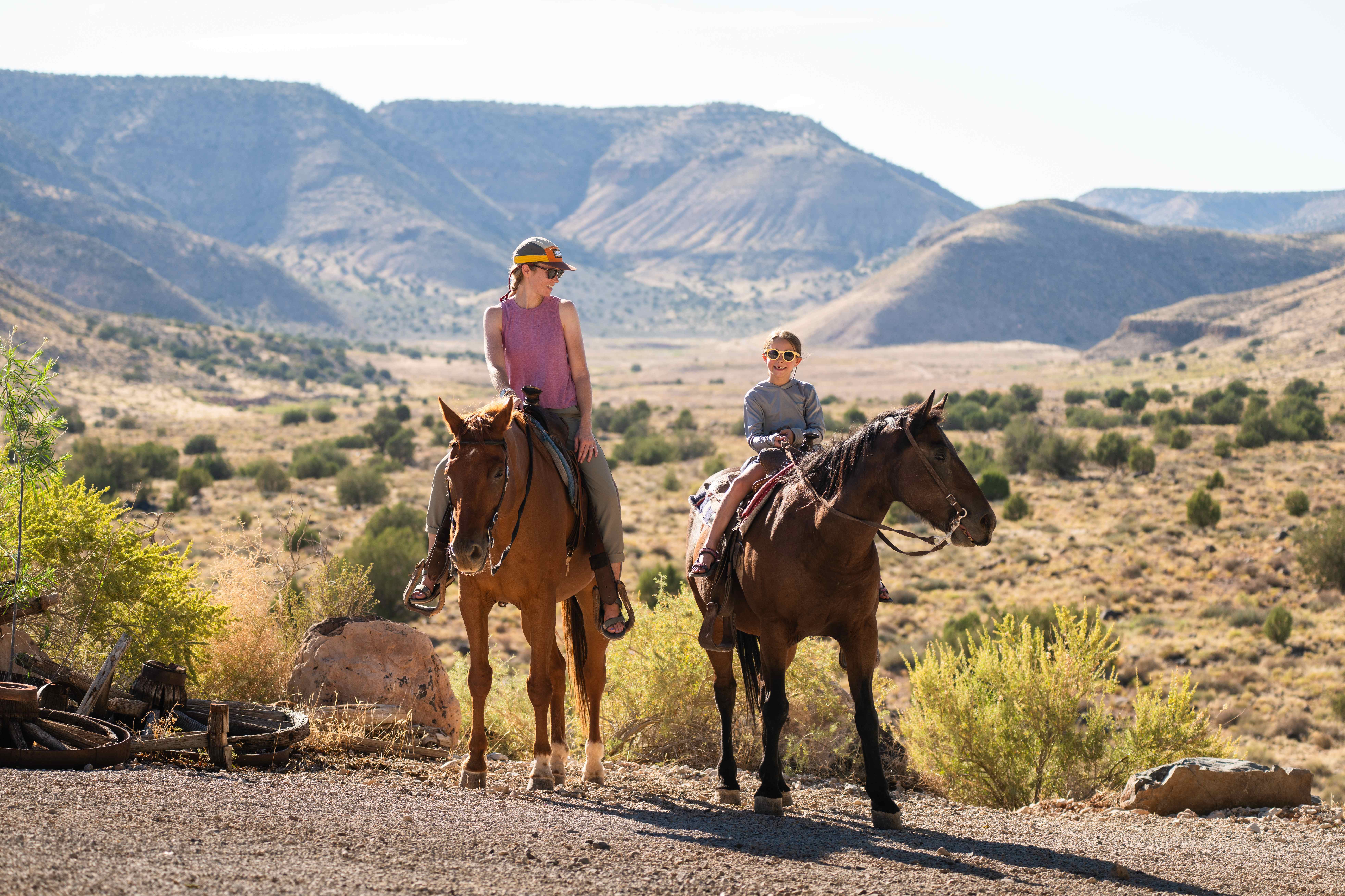 horseback-riding-at-bar-10-ranch-on-the-north-rim