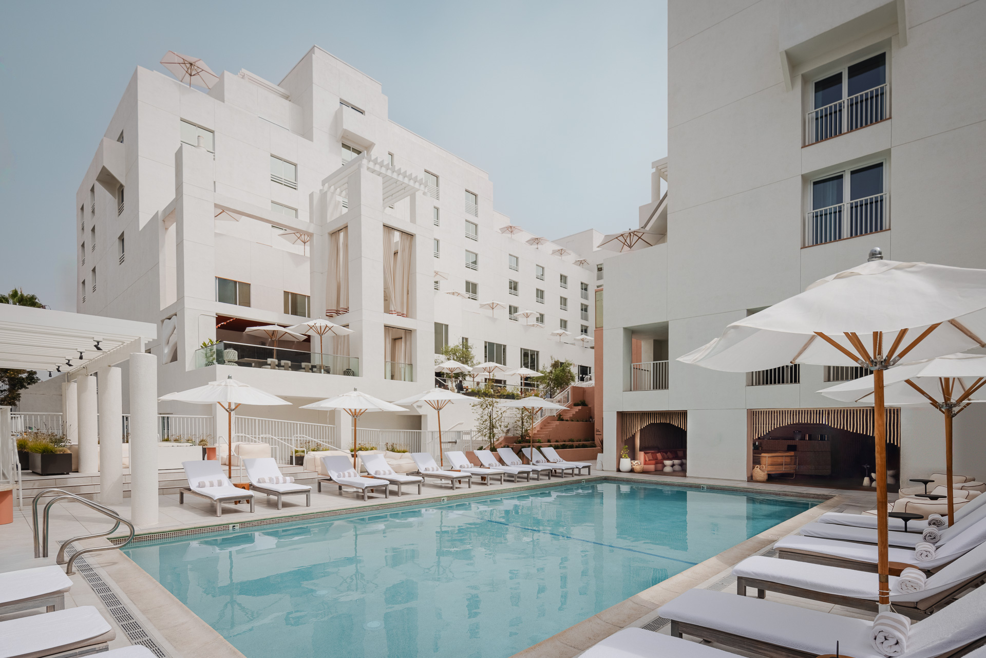 sandbourne-santa-monica-pool