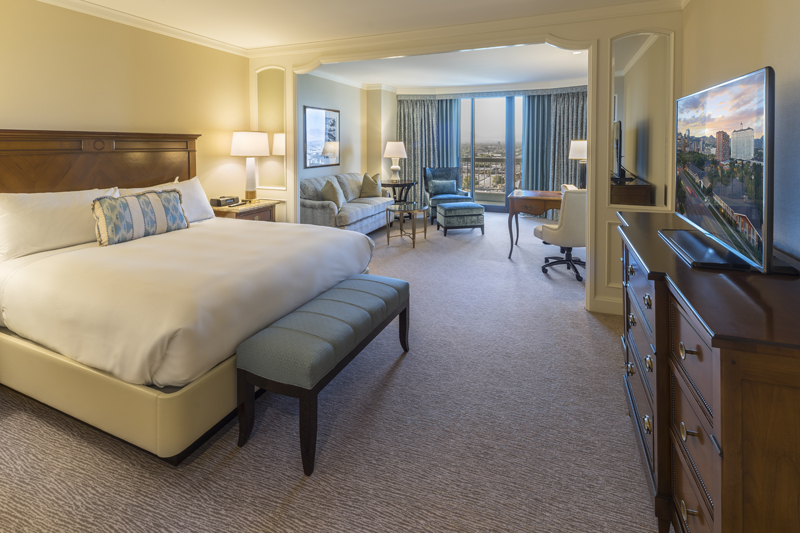 little-america-slc-_tower-king