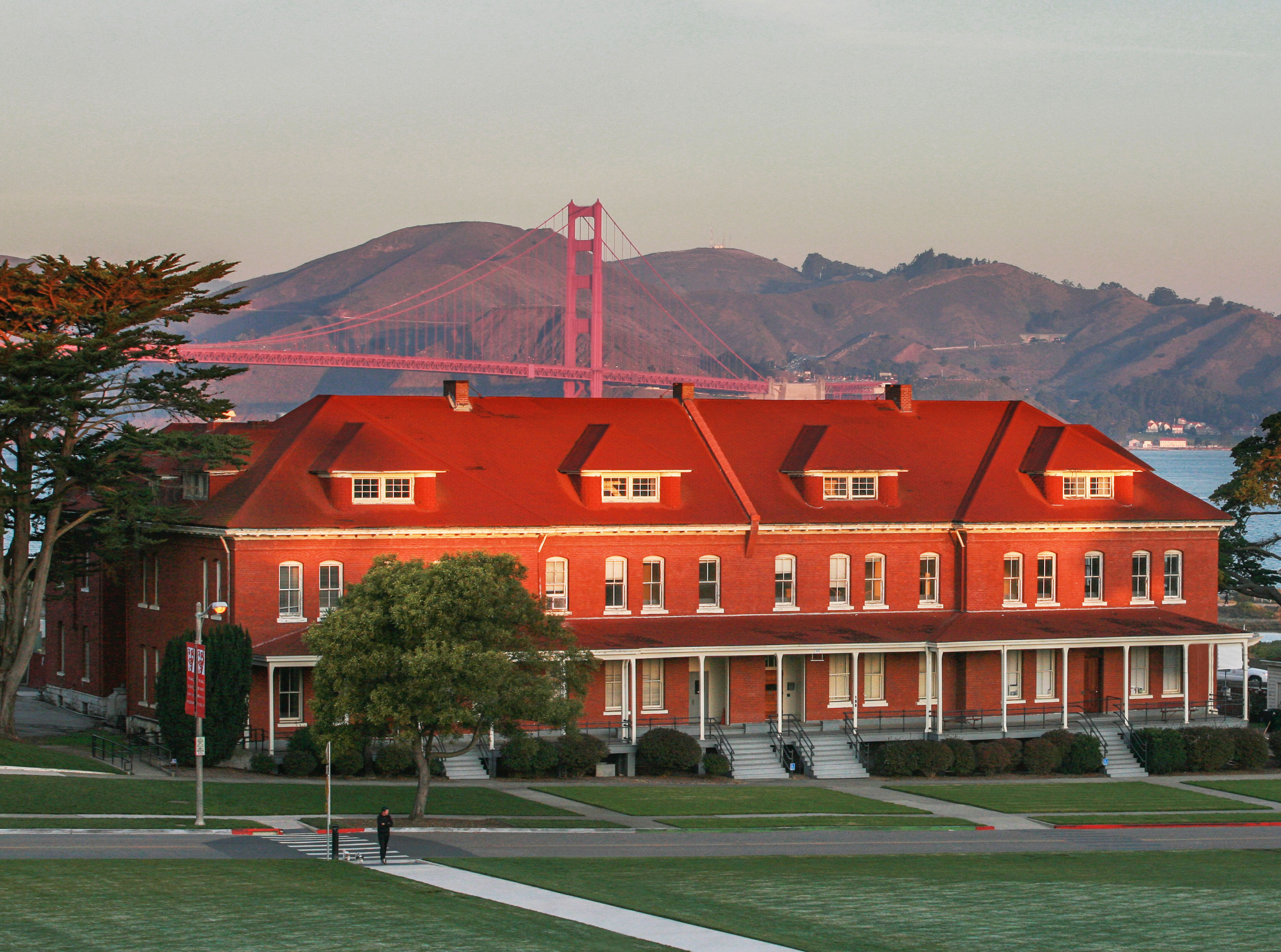 lodge-at-presidio-exterior-cropped-photo-by-ben-davidson