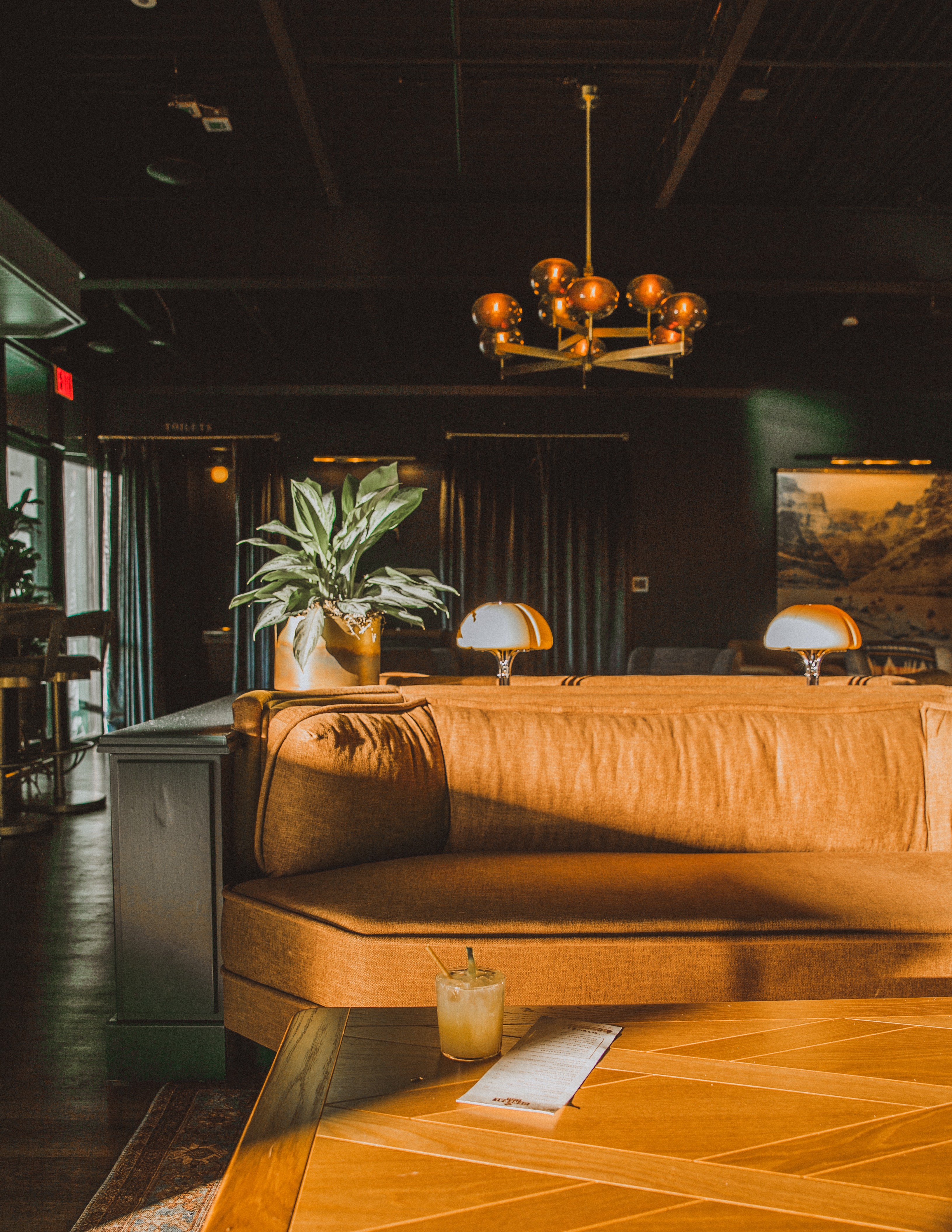 lounge-couch_jenna-mckone