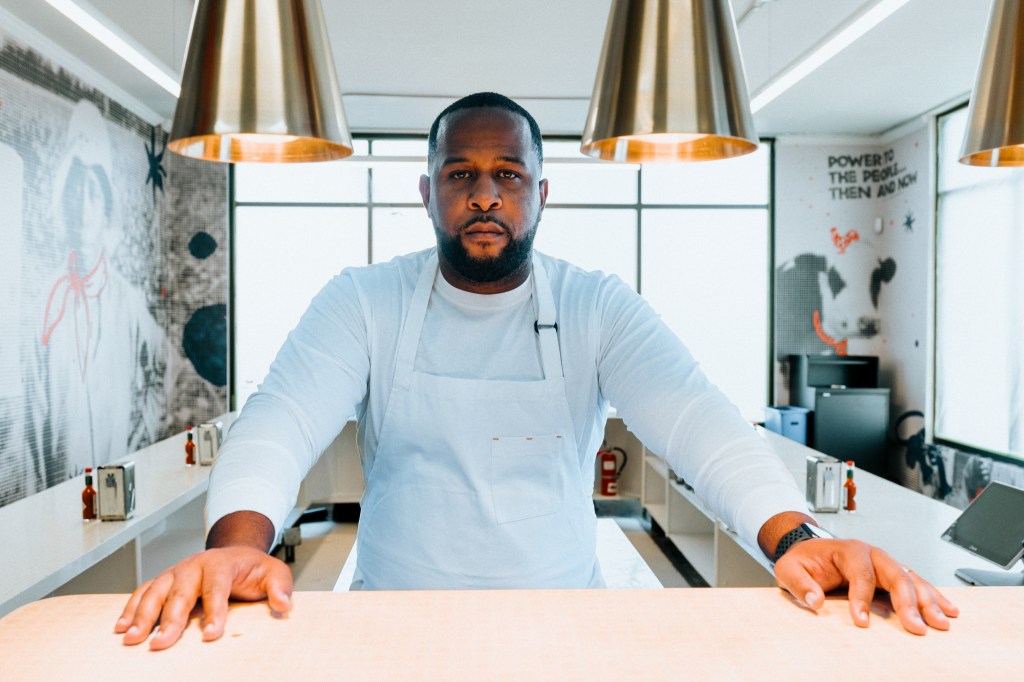 What Happens When the West Coast Barbecue King Sets out to Conquer Fried Chicken?