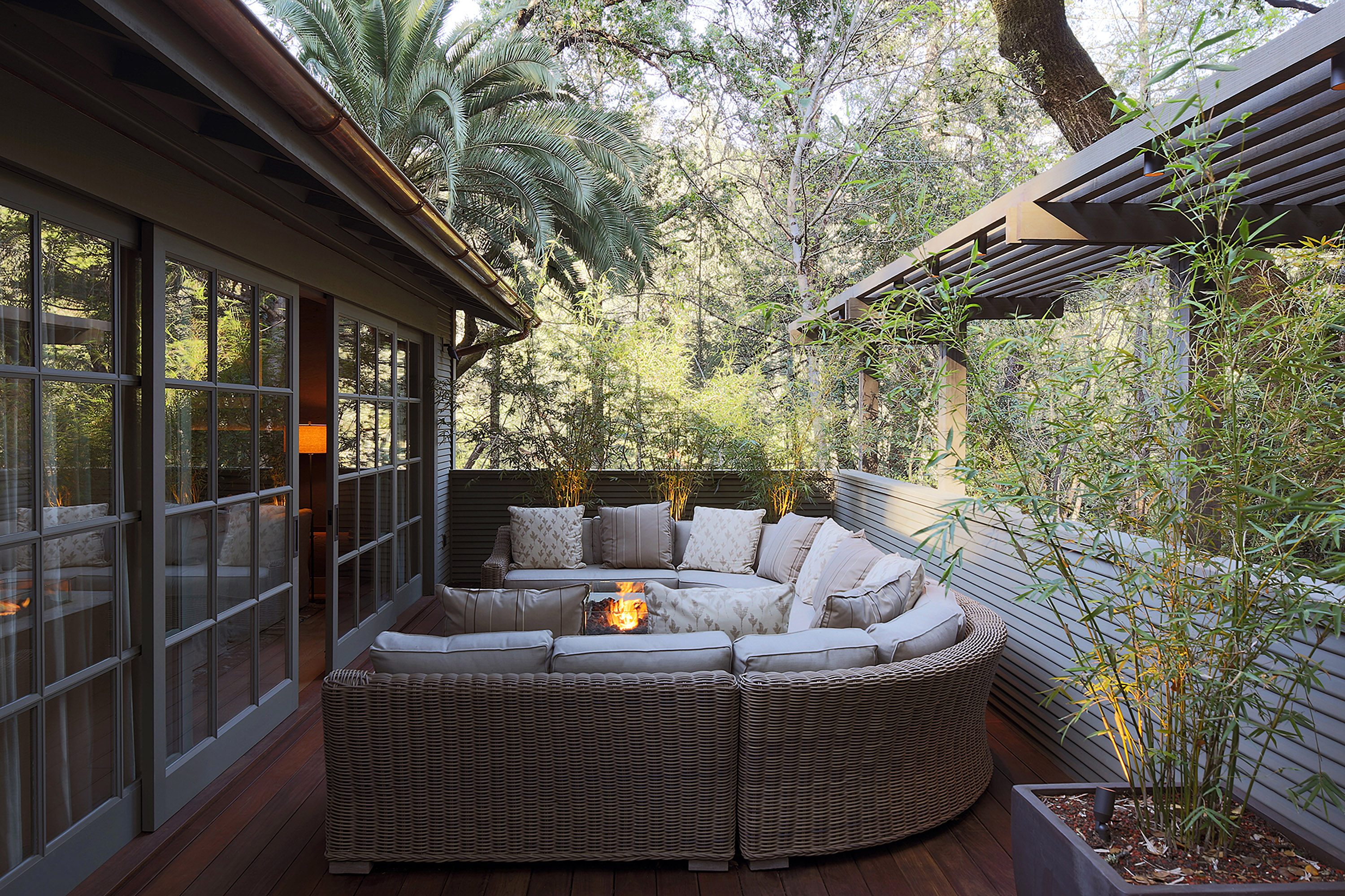 meadowood_hill-house_outdoor-living-area-with-seating-and-fire-pit-2