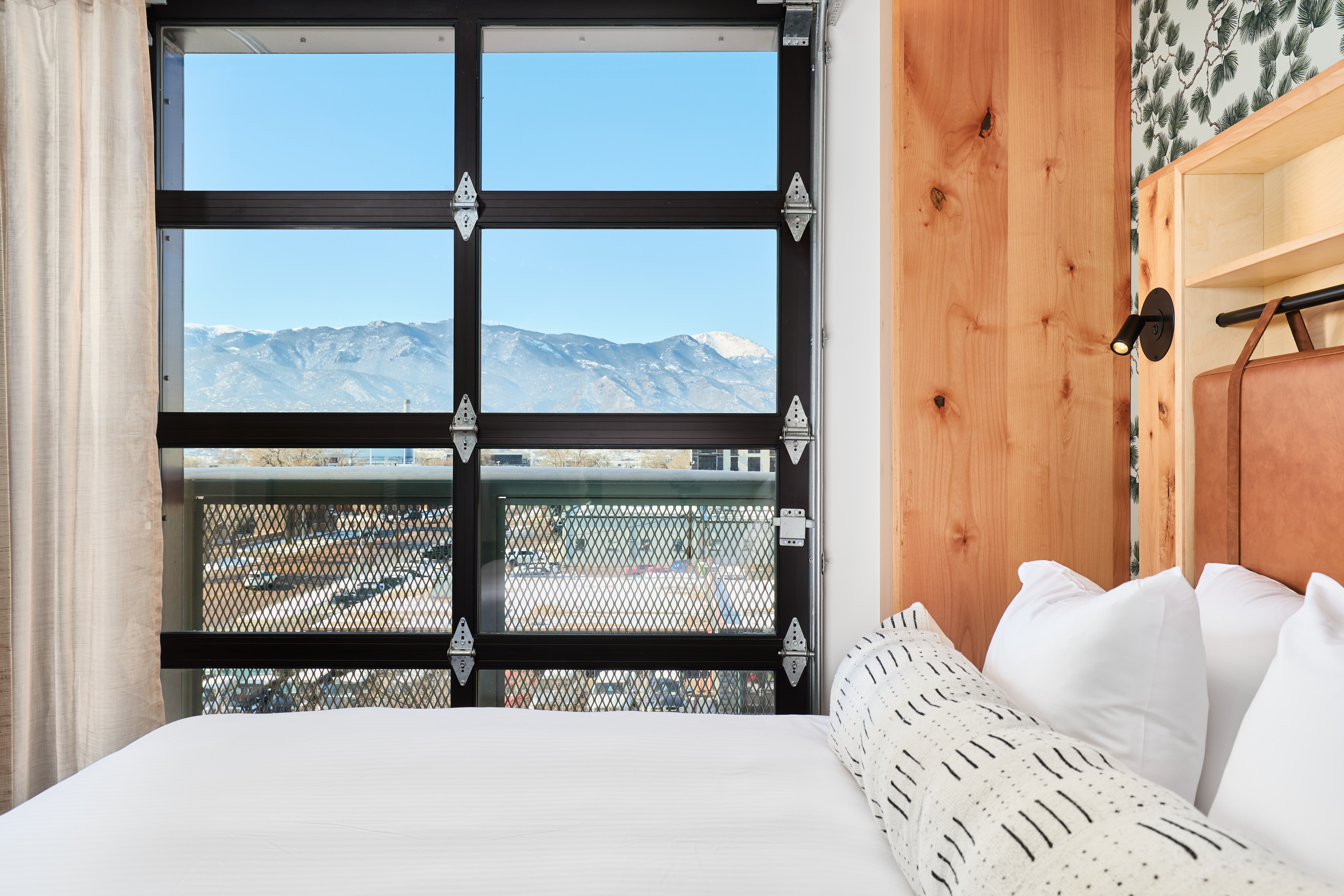 mountaindoublequeensuite-richardseldomridge