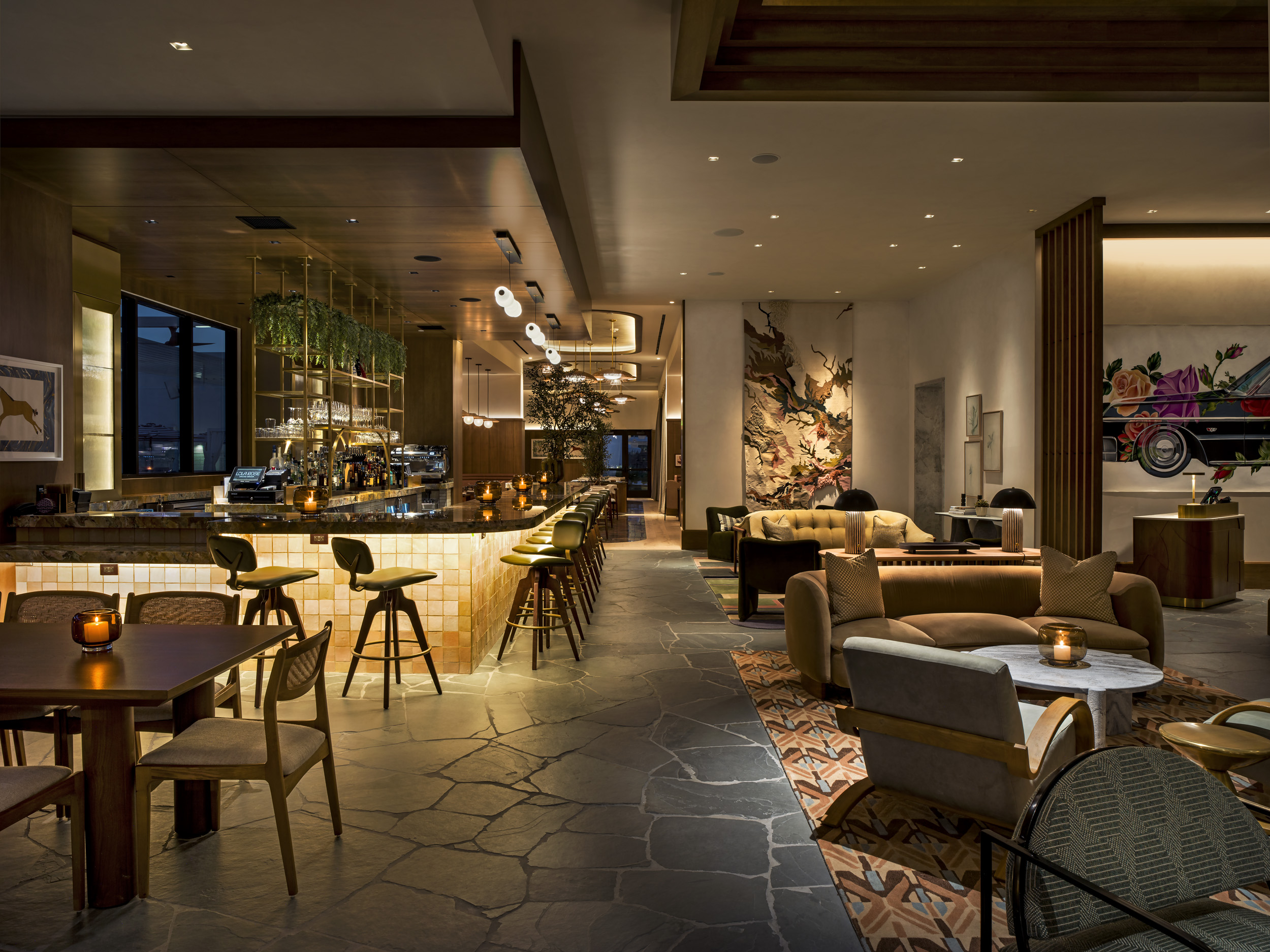 lola-rose-bar-and-lounge