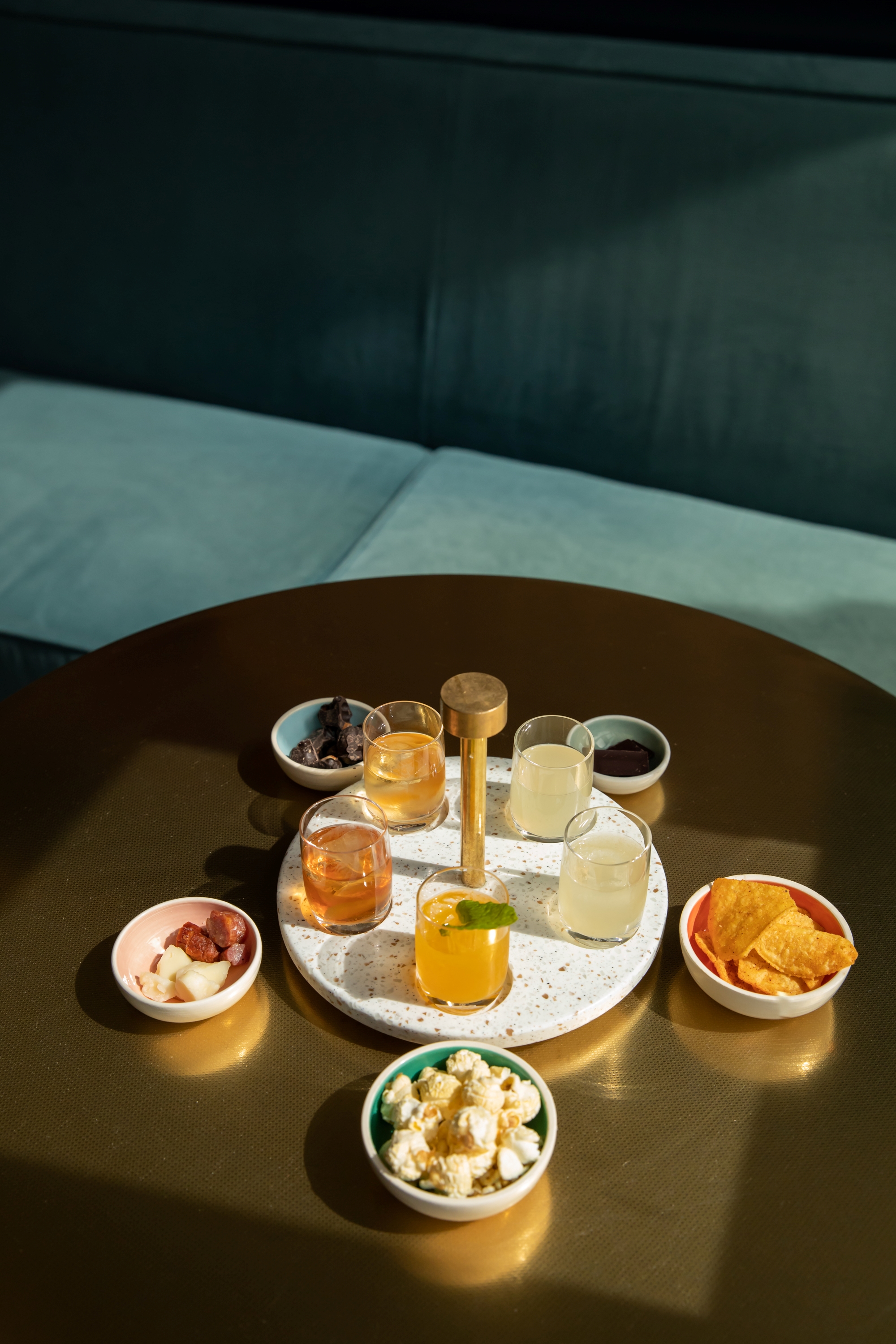 cocktail-flight-snack-offerings