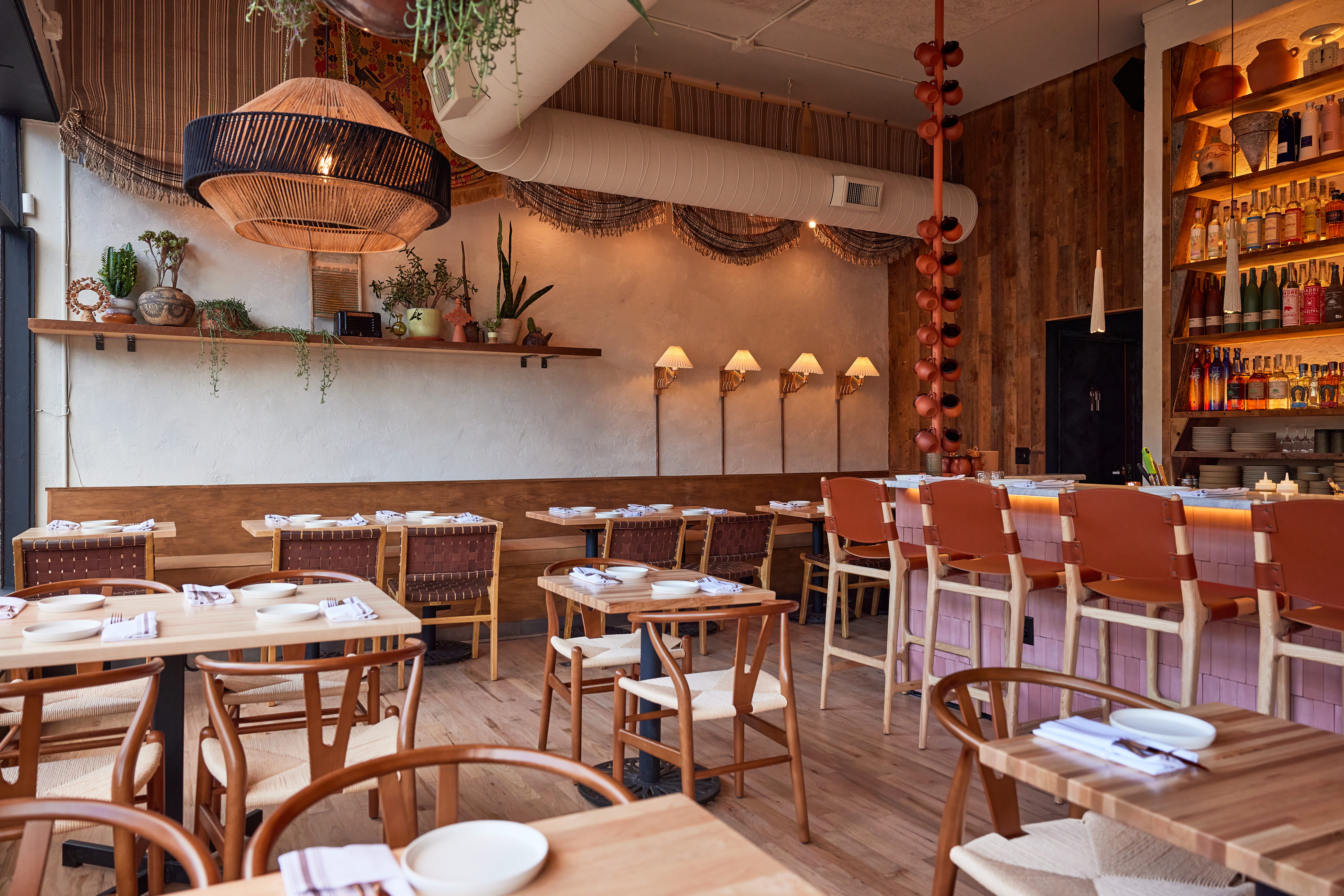 alma-fonda-fina-dining-room