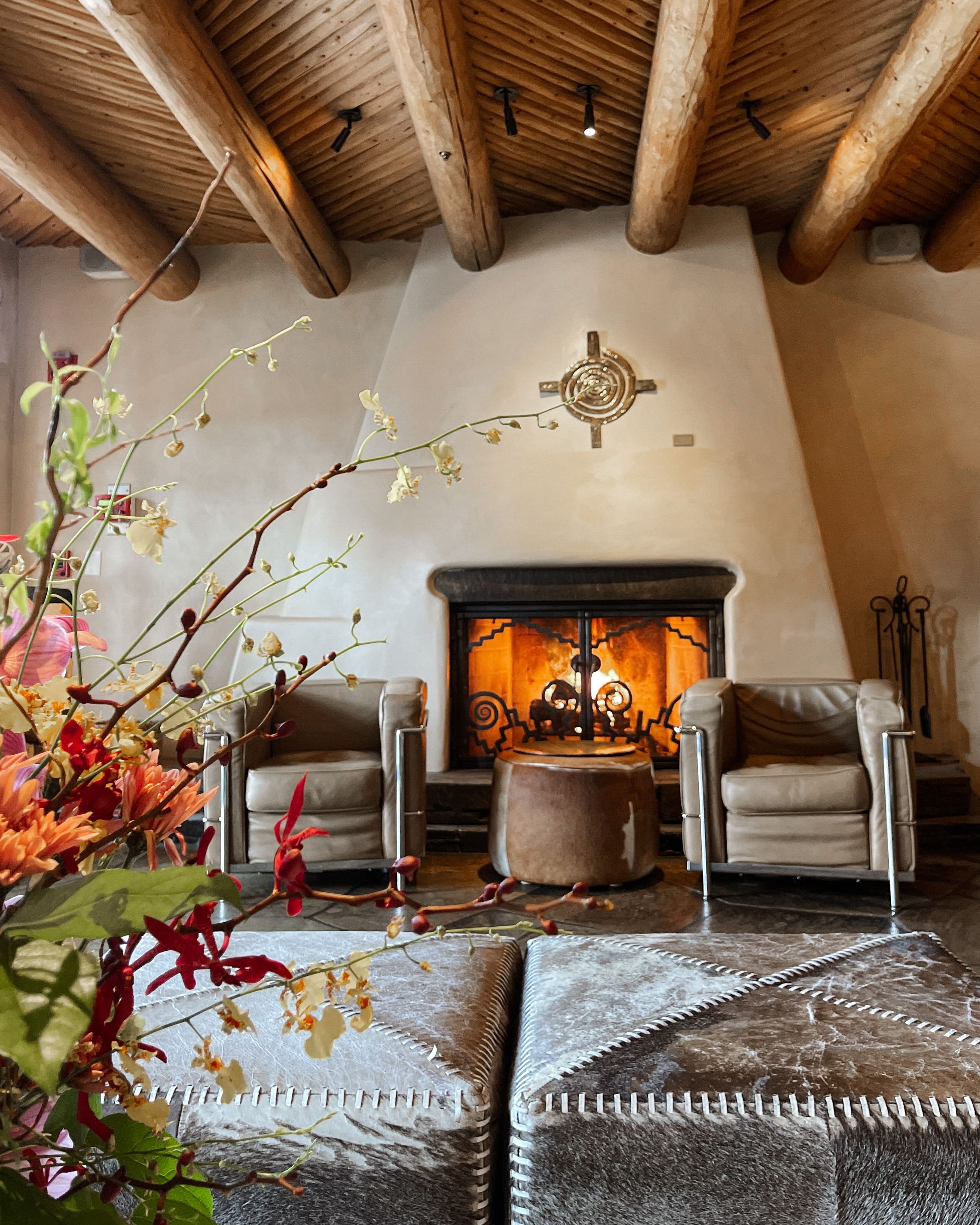 lobby-fireplace