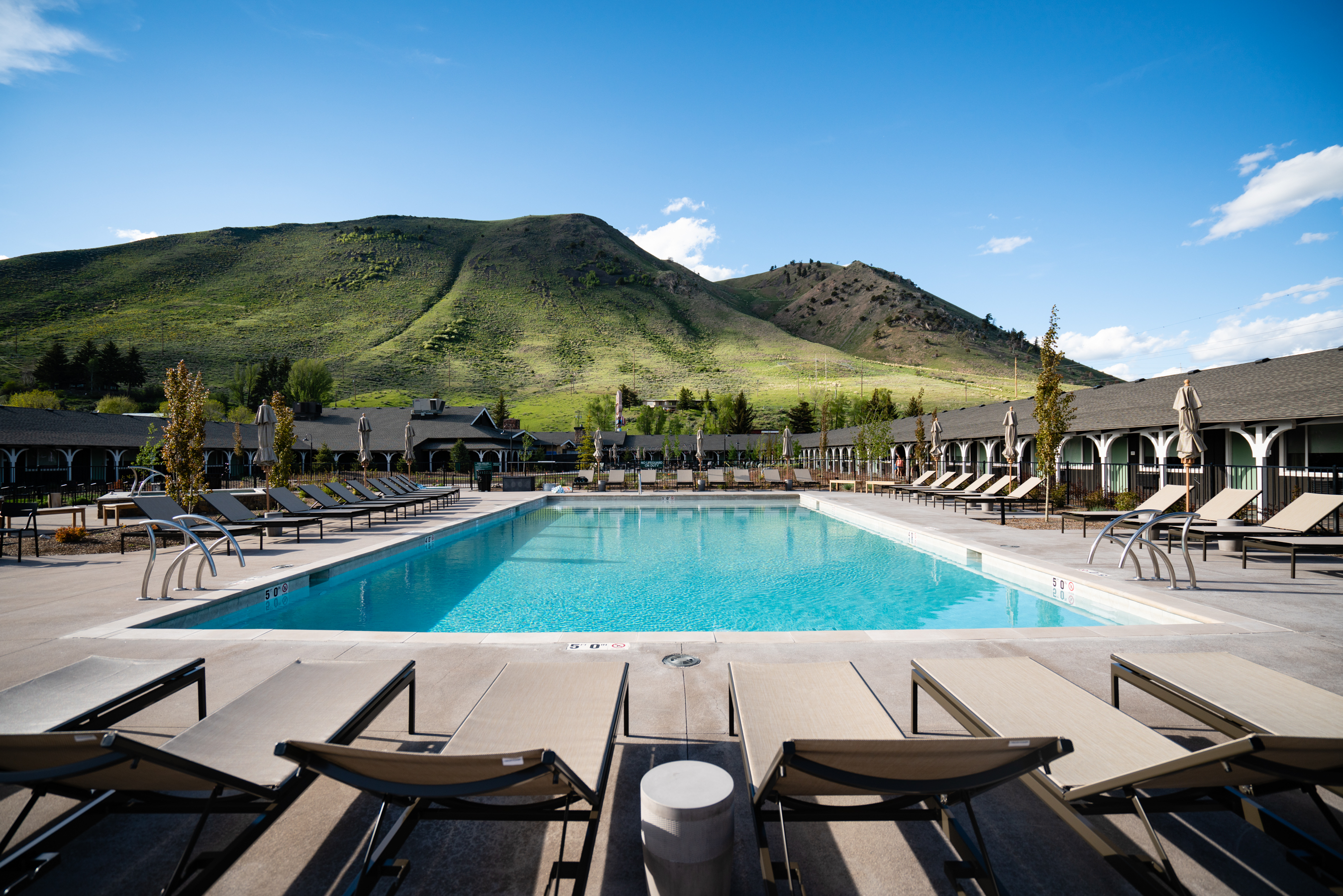 pool-13_travisburke_virginian_lodge