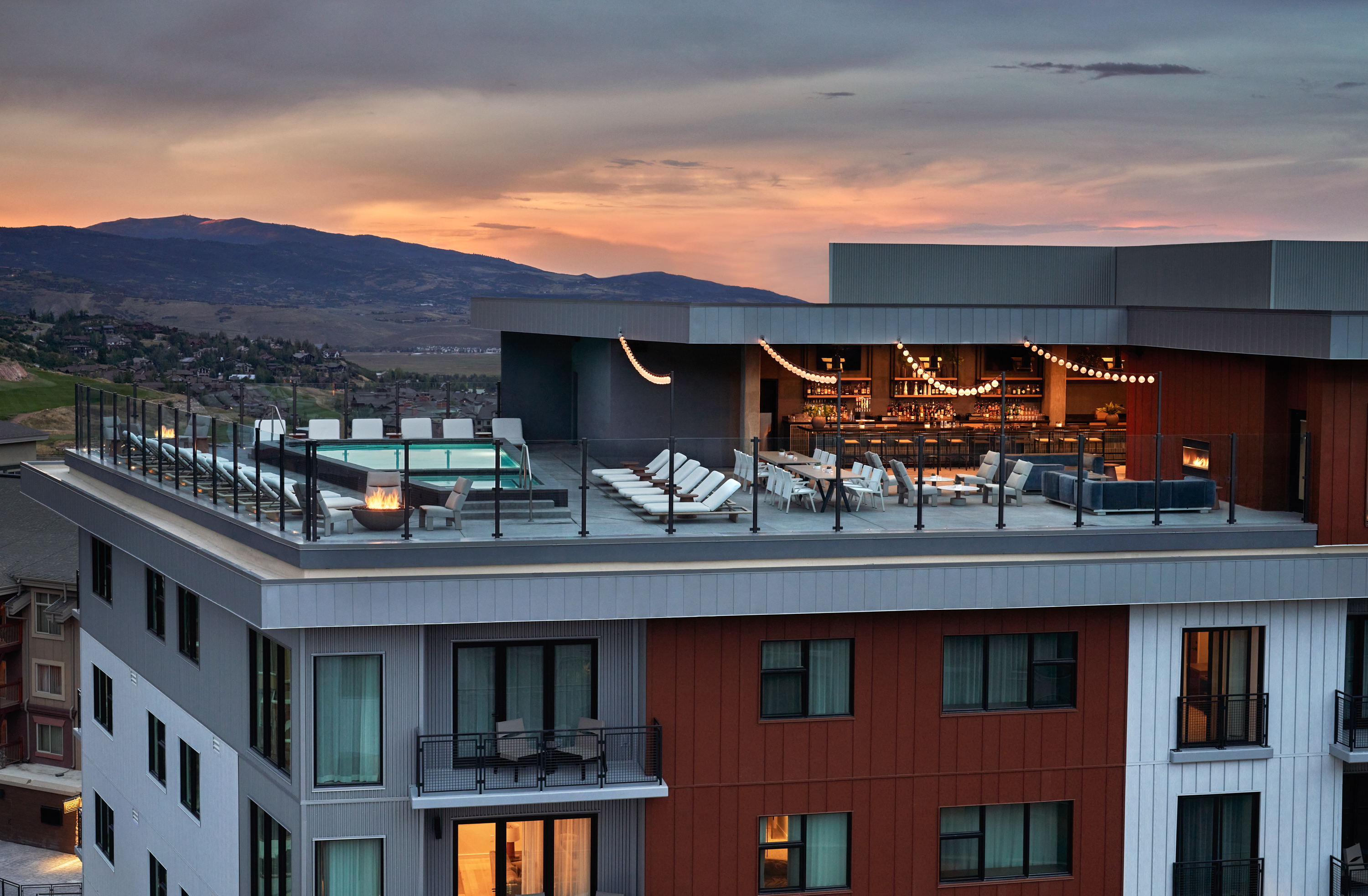 ppc-3-poolhouse-bar-02-0724