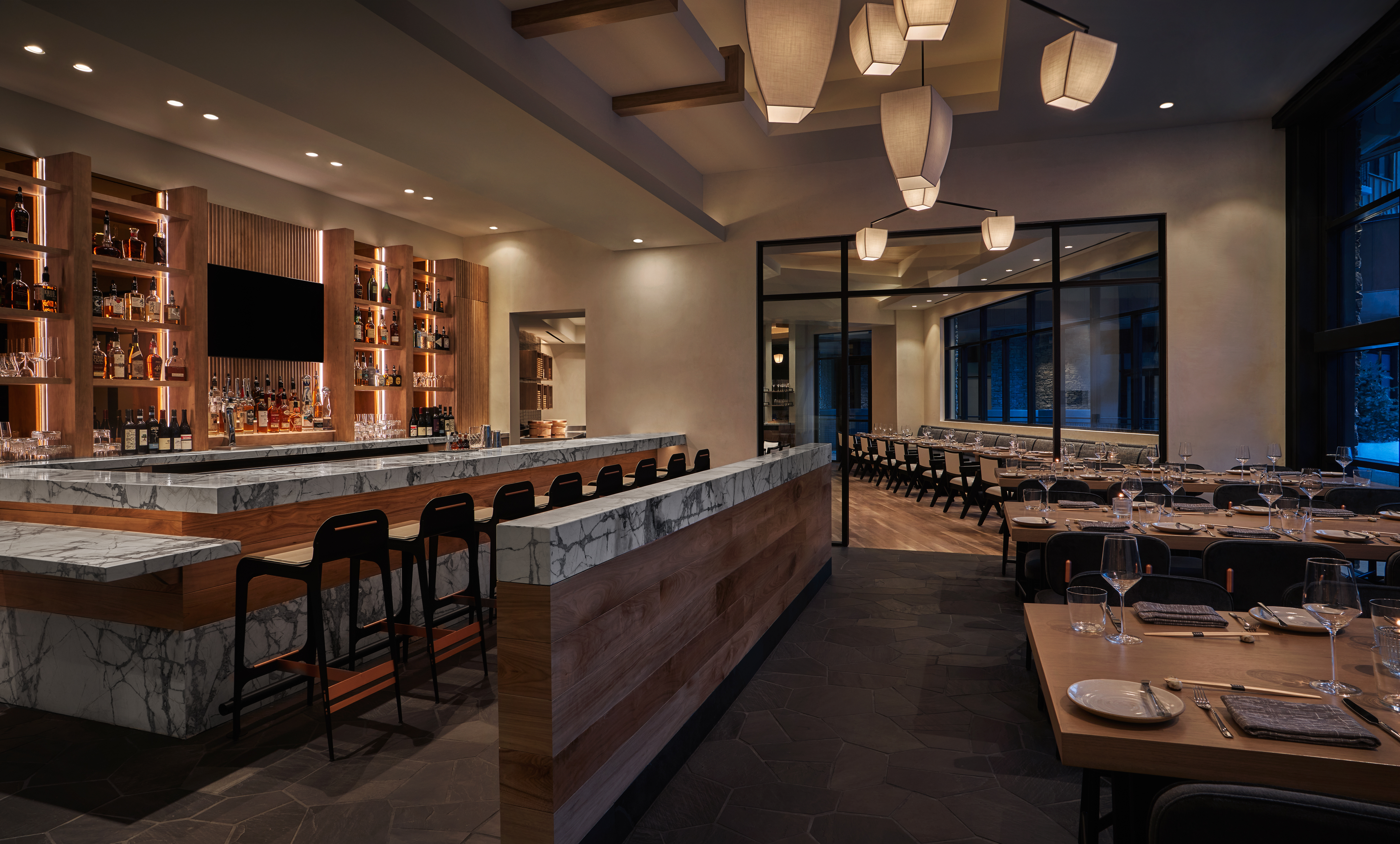 ppc-architecture-kita-bar-evening