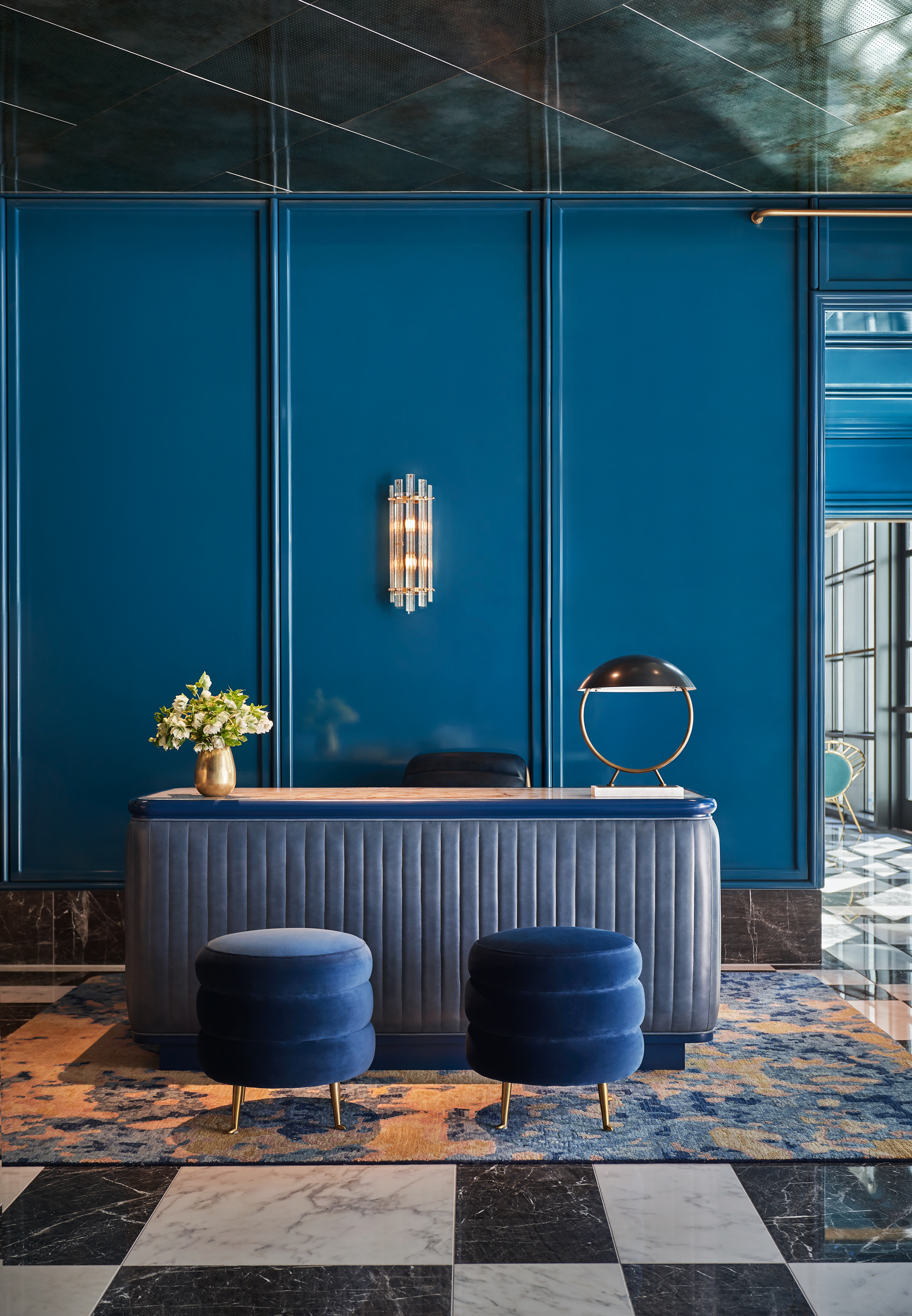 pwh2-lobby-03-0656