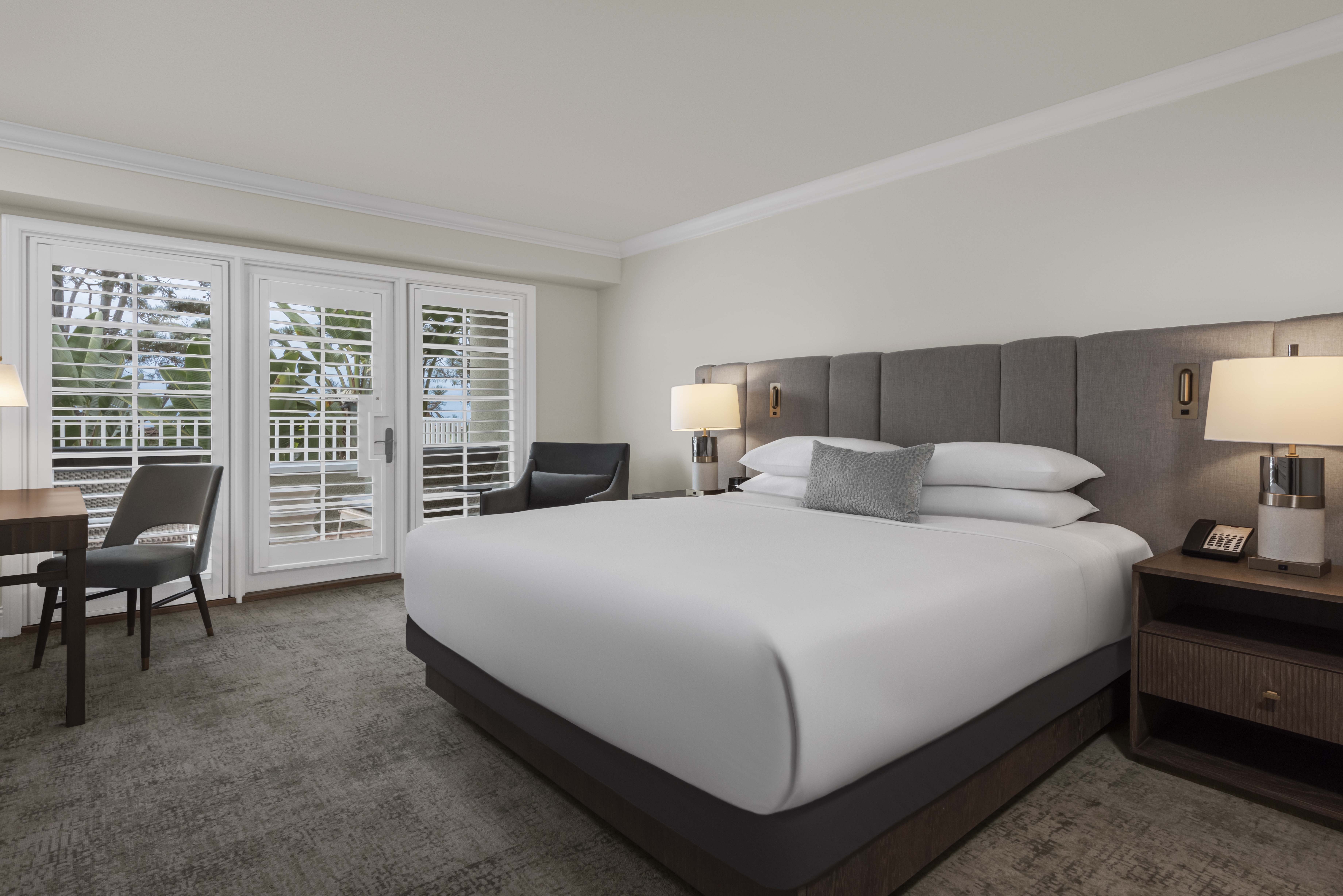pacificterrace_guestroom
