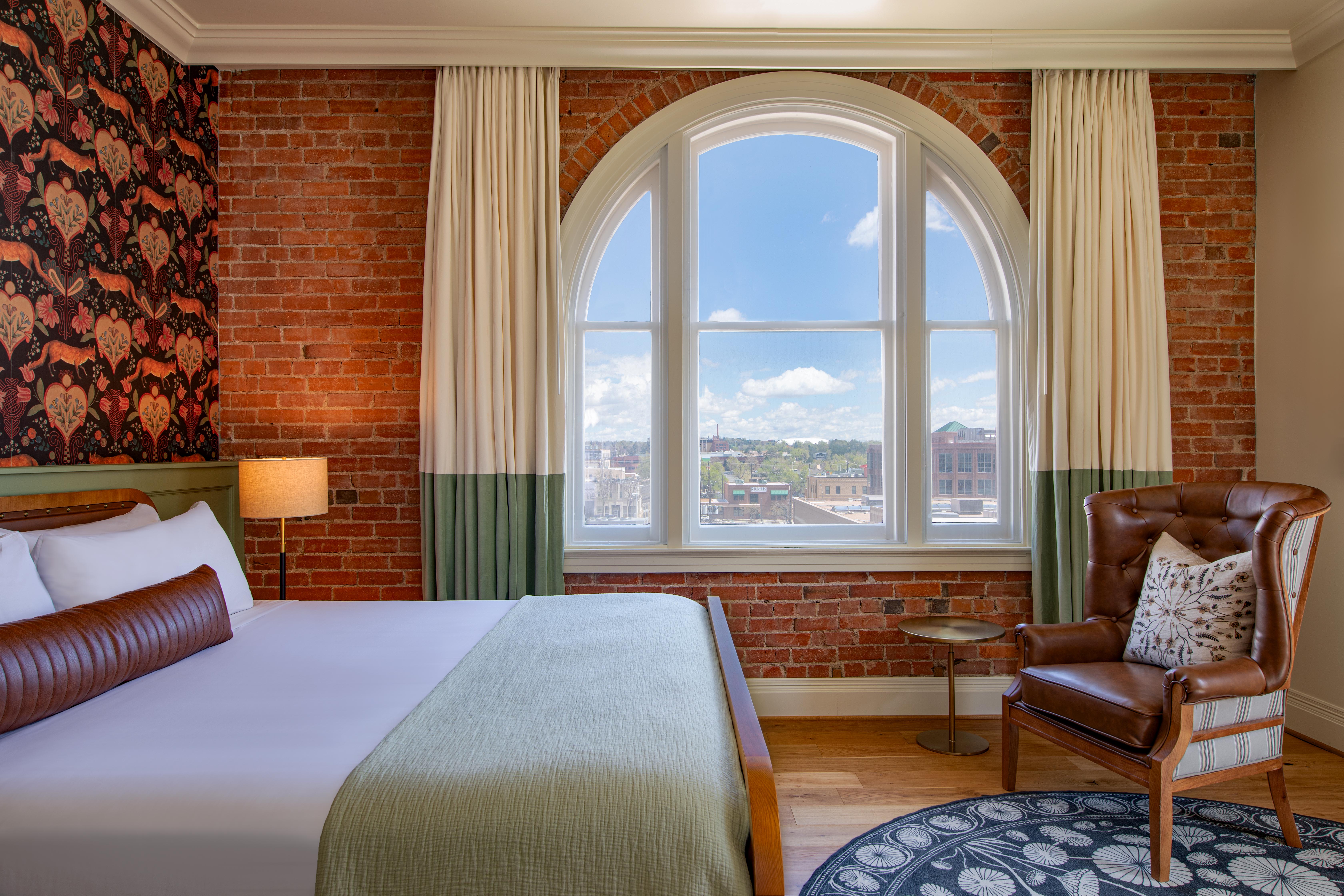 guestroom-at-the-mining-exchange-hotel