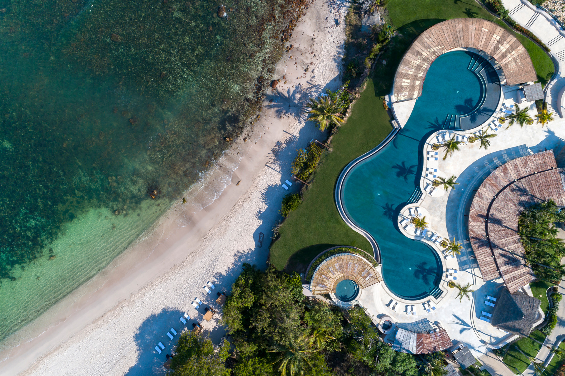 pool-aerial