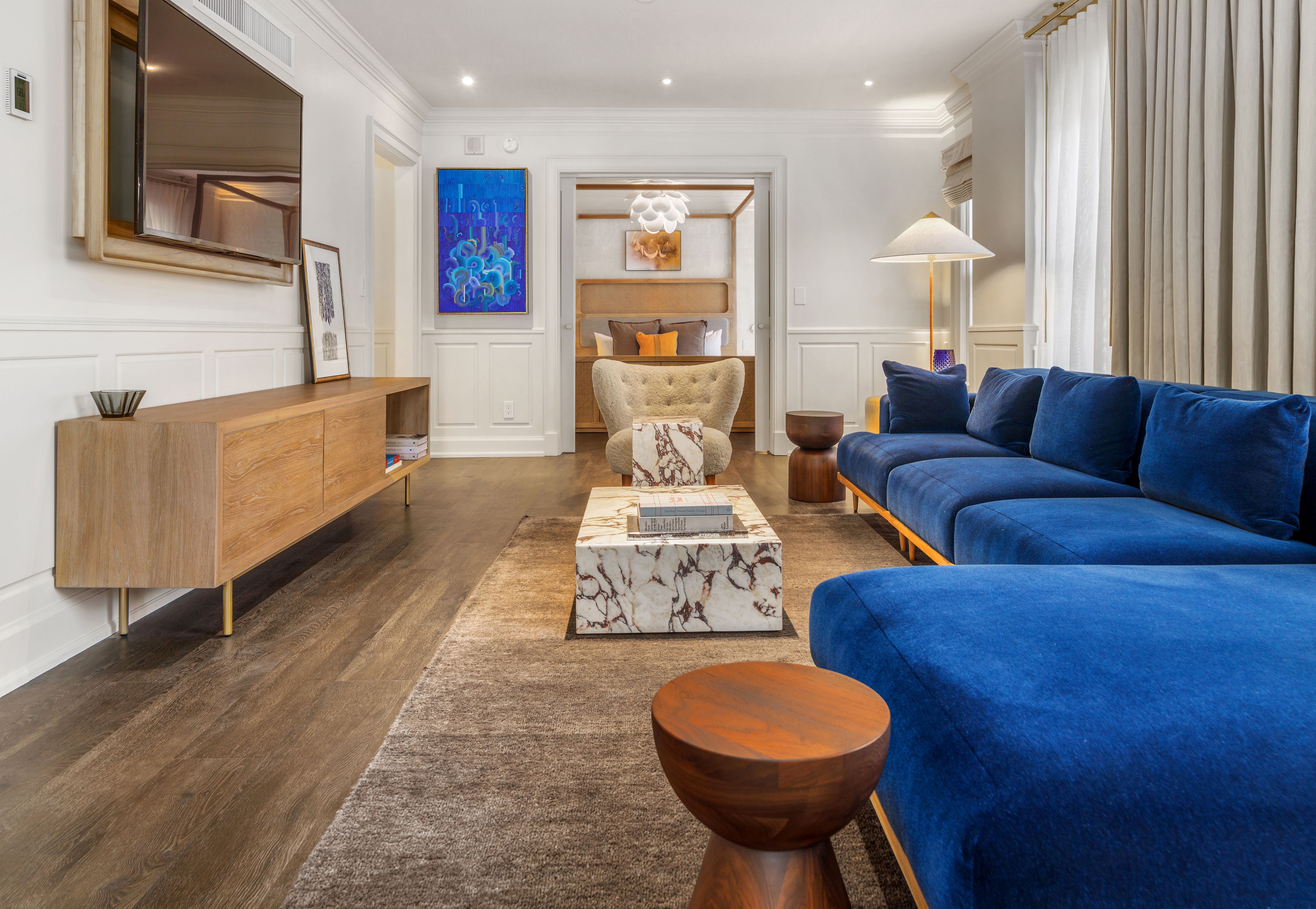 hotel-andra-monarch-suite