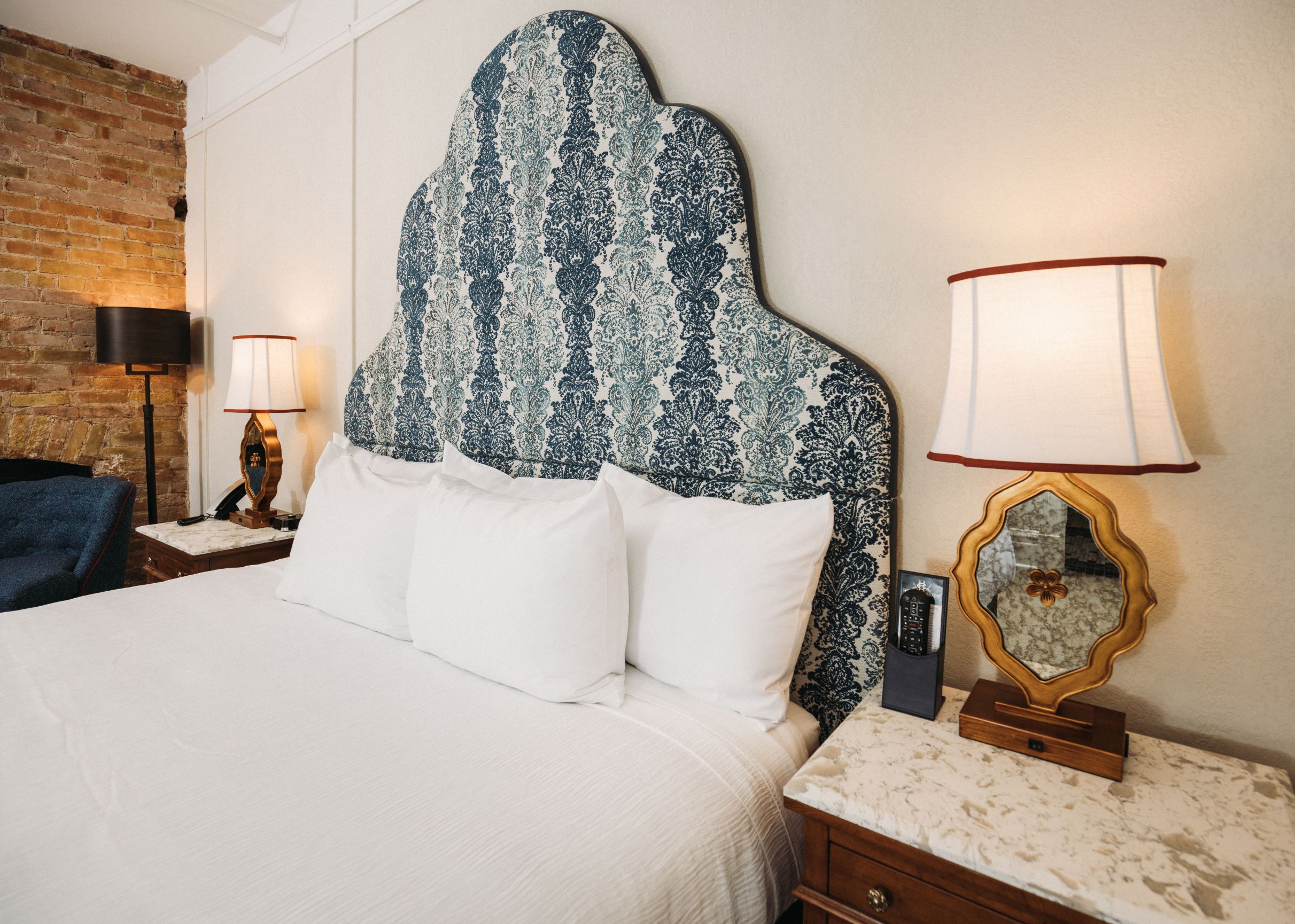 renovated-guest-room-at-hotel-colorado-horiz