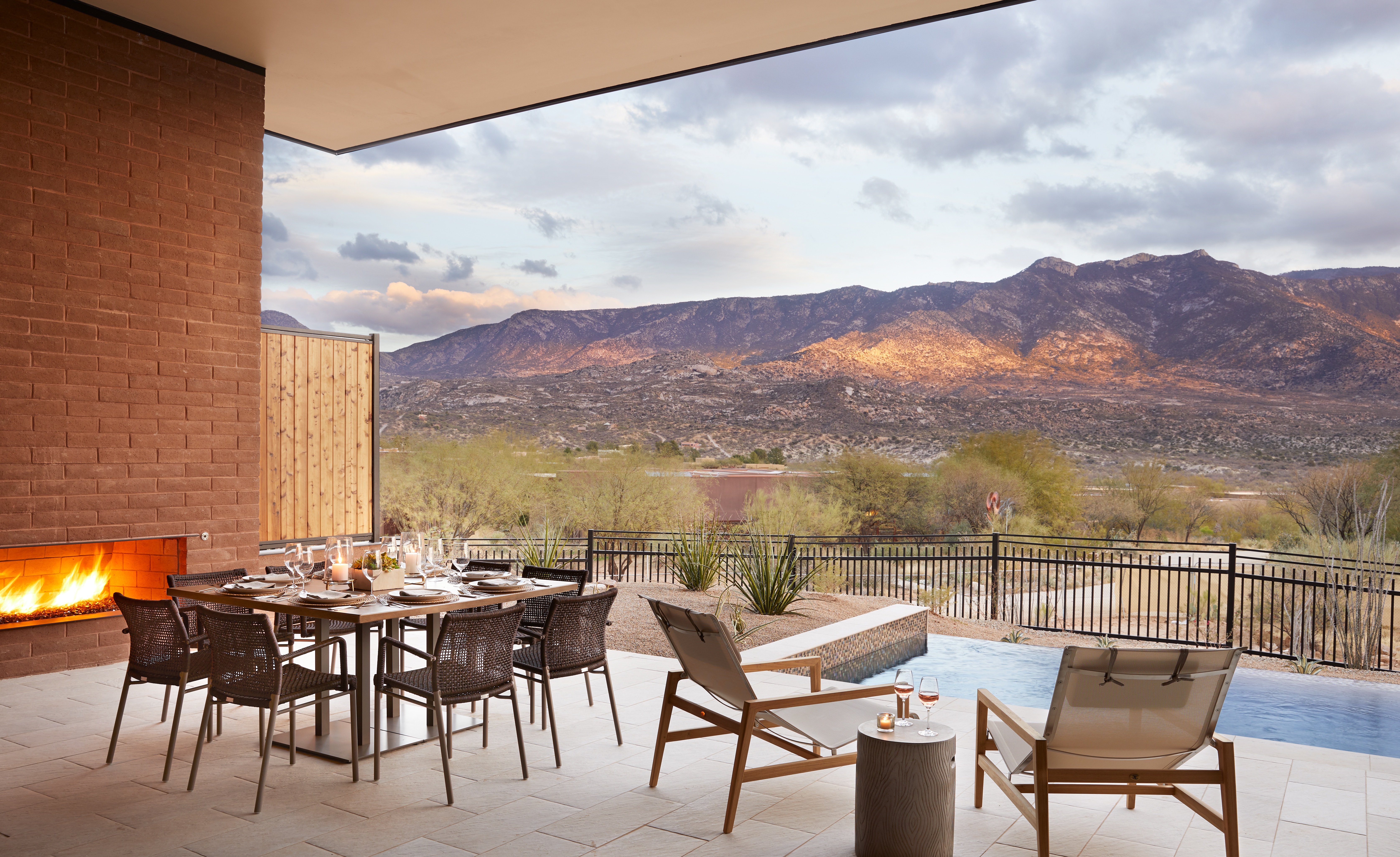 retreat_outdoordining