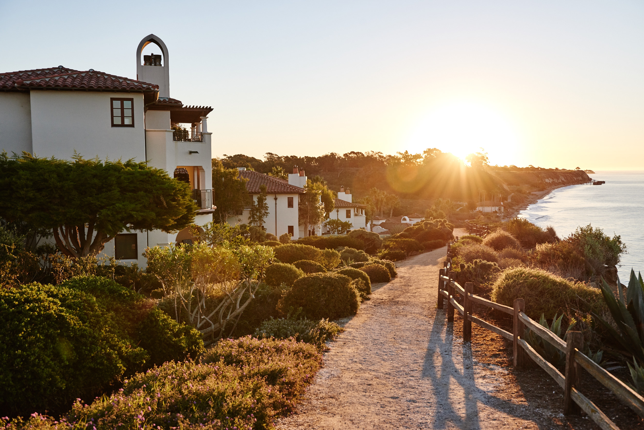sbarz-trail-at-sunrise-1