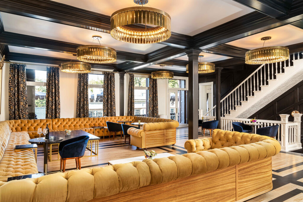 National Exchange Hotel Grand Lounge