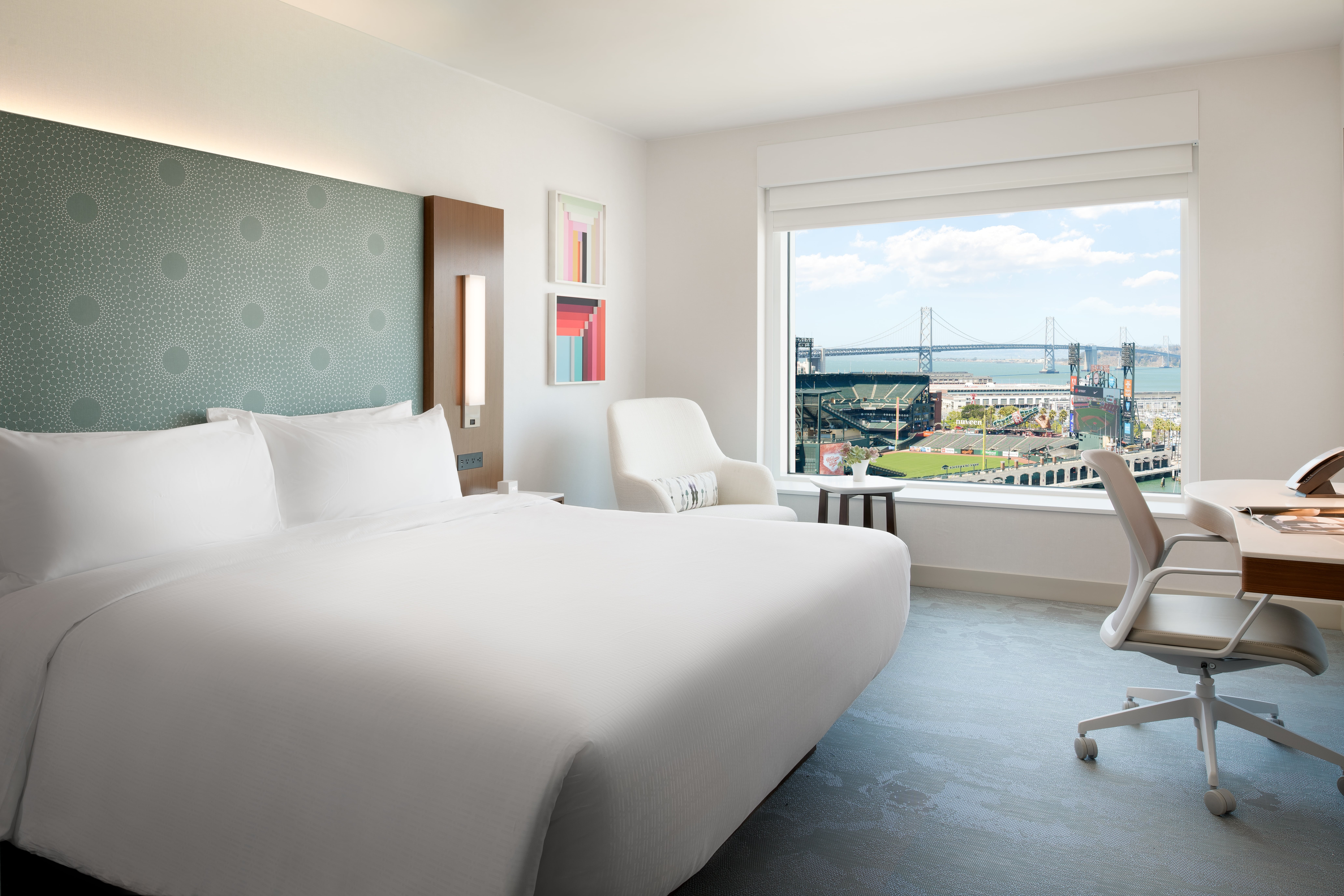 guest-room-with-view-of-oracle-park