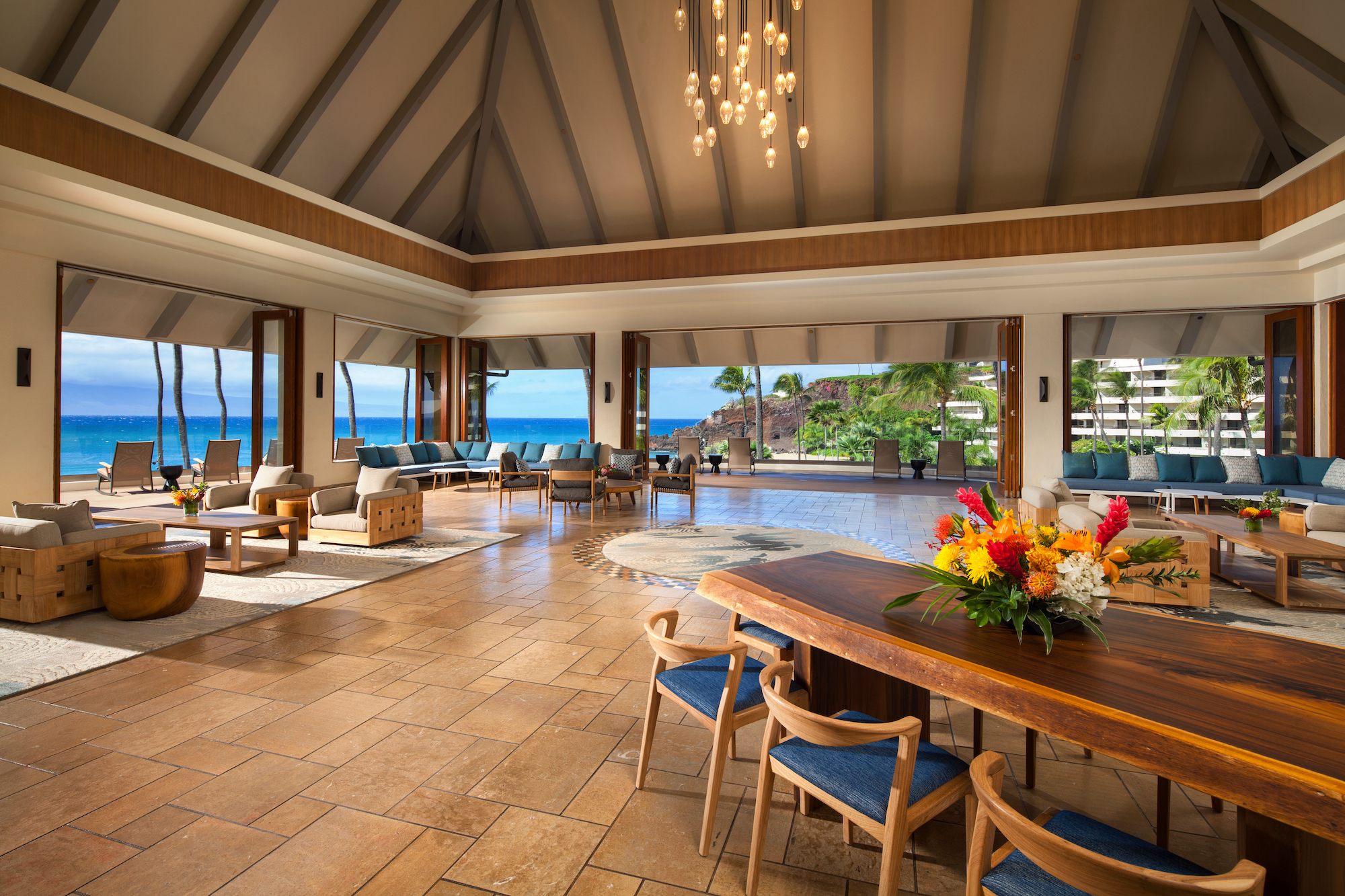 sheraton-maui-lobby