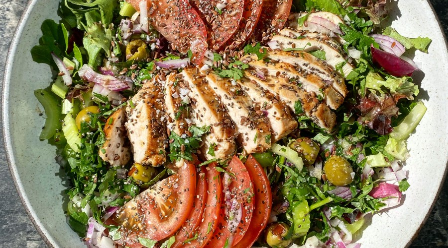 Simple-chicken-breast-salad