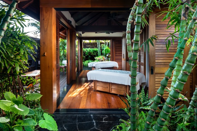 Spa - Couples Treatment Room.jpg
