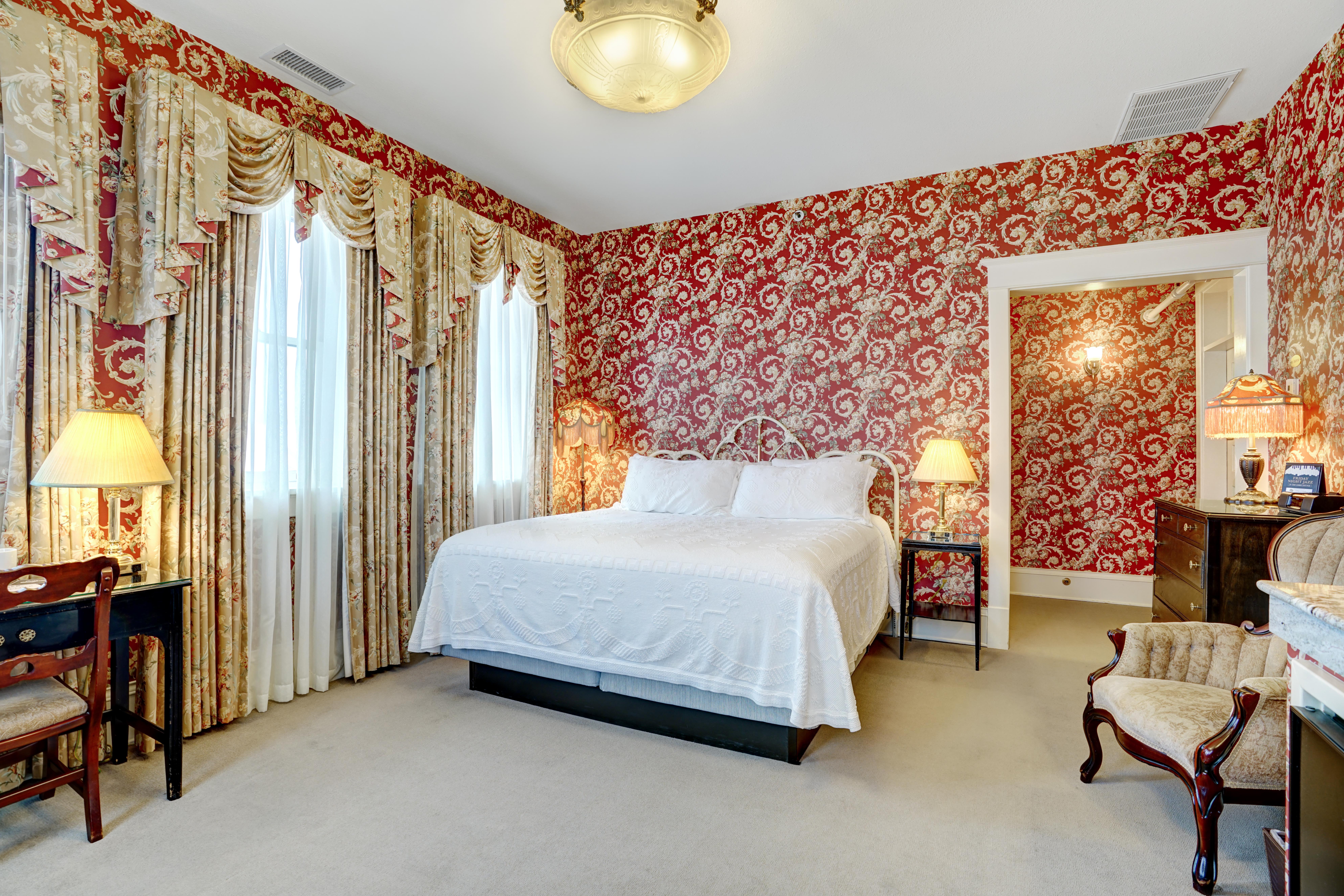 suite-wide-angle-2