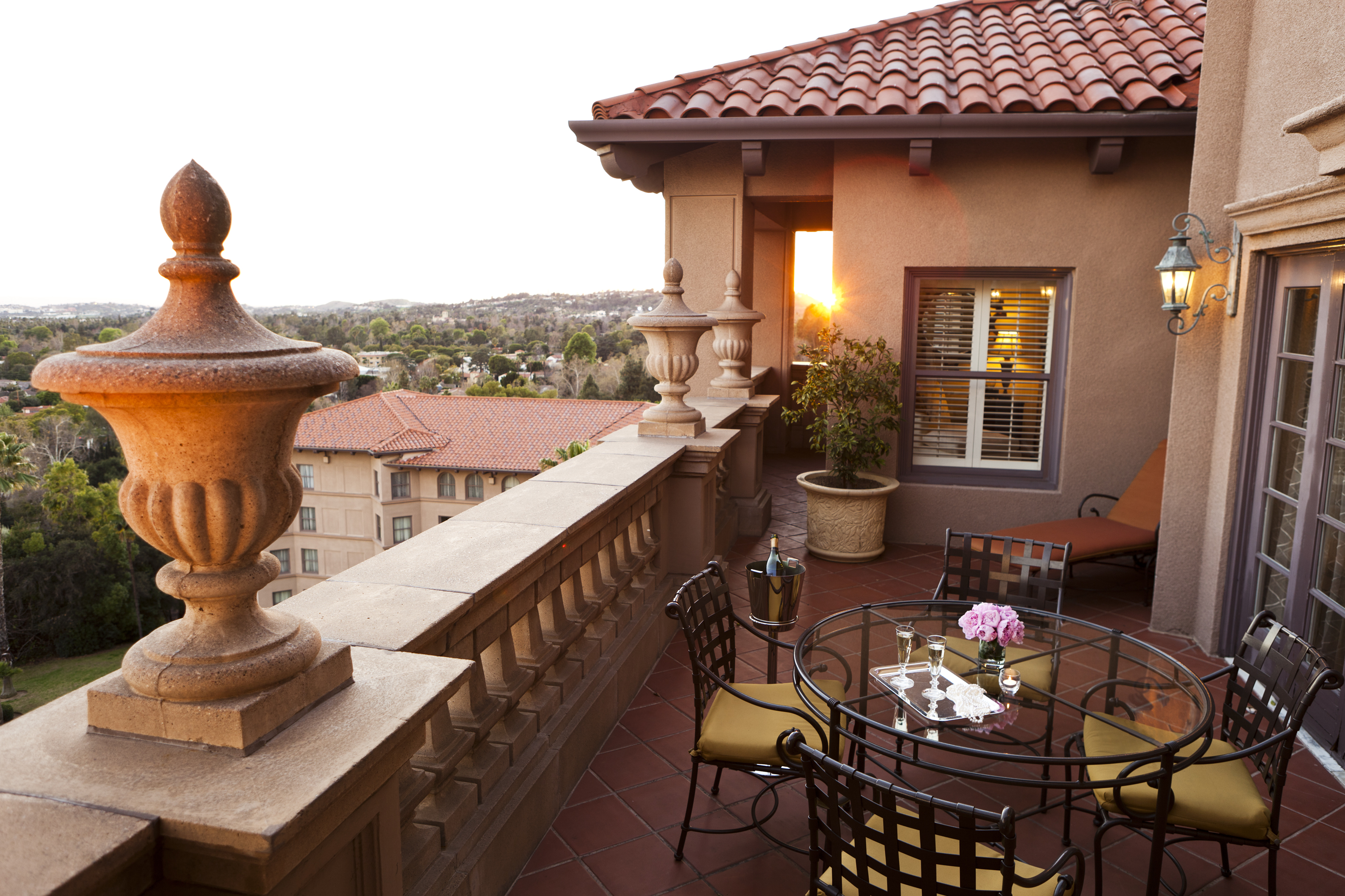 tor-patio-sunset