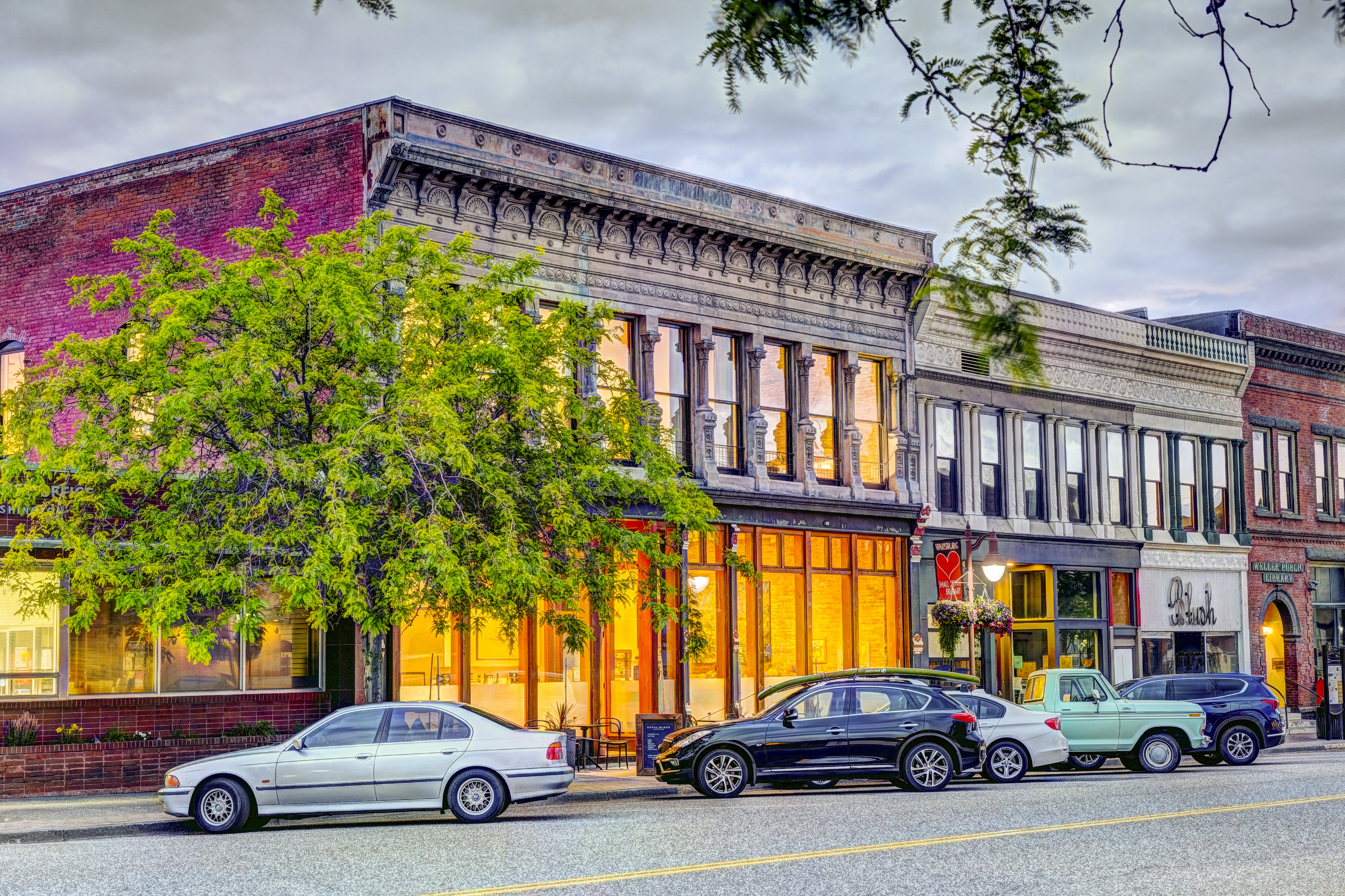 the-royal-block-waitsburg-exterior