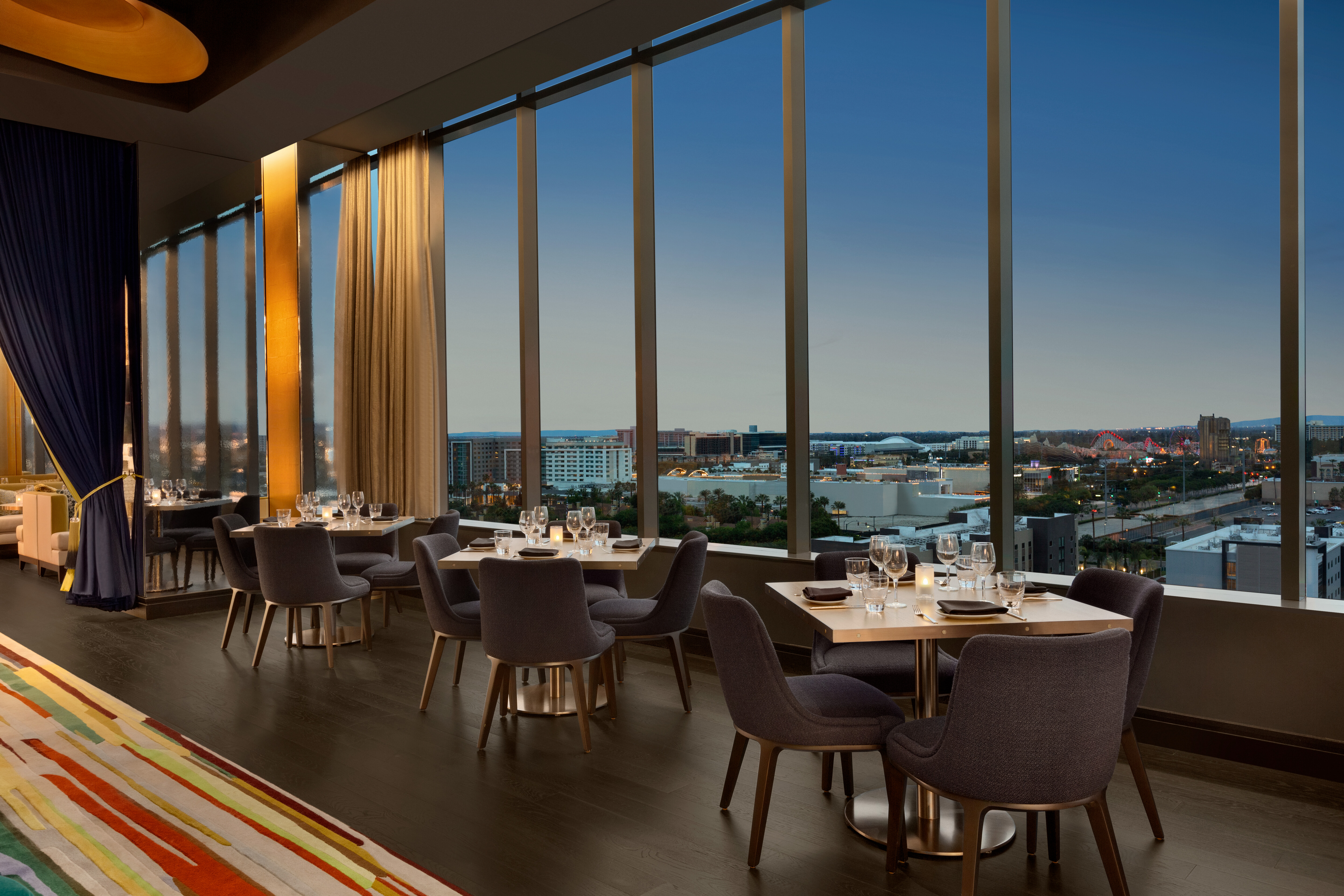 top-of-the-v-photo-credit-vrx-studios