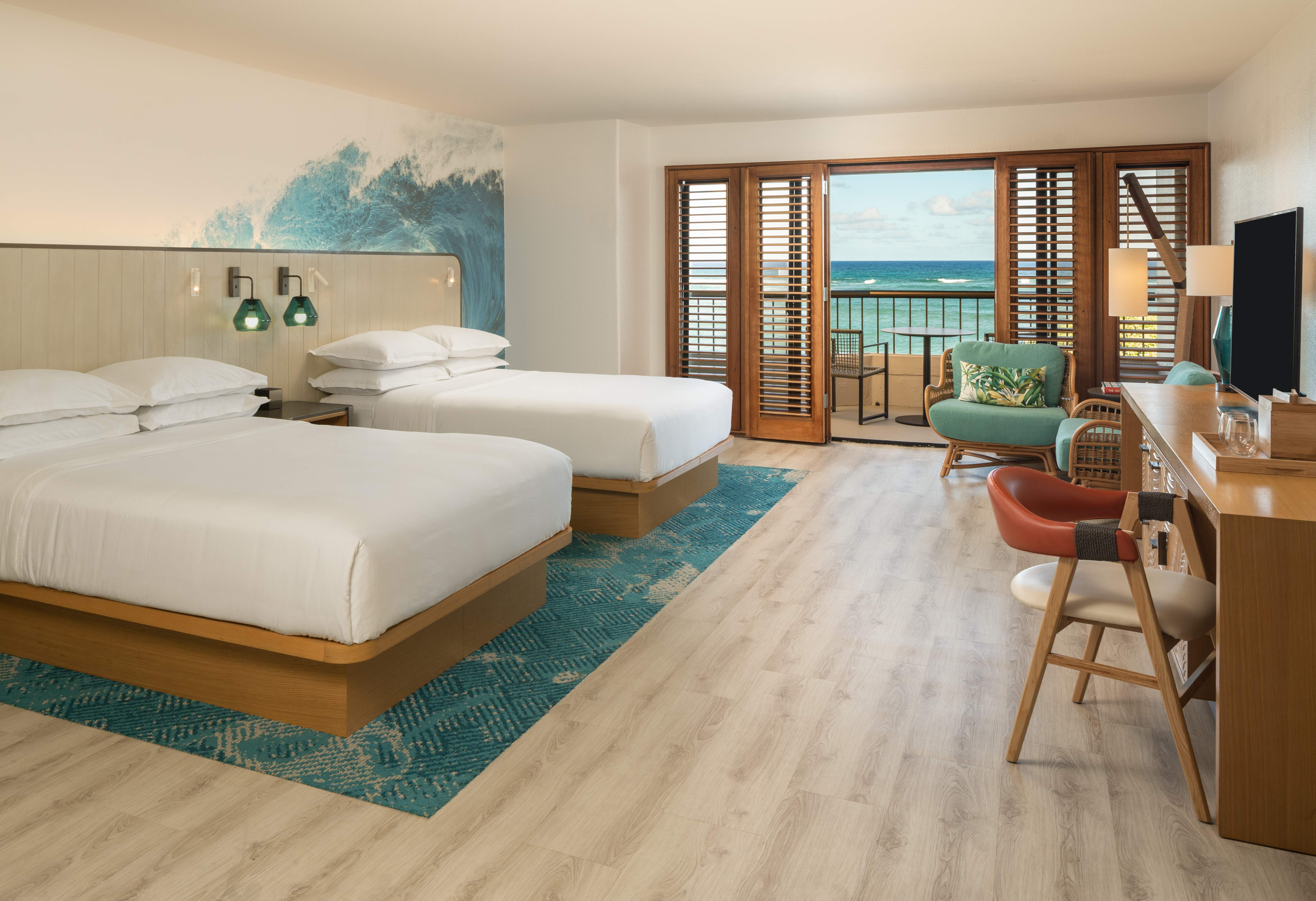 guestrooms-at-sheraton-kauai-coconut-beach-resort