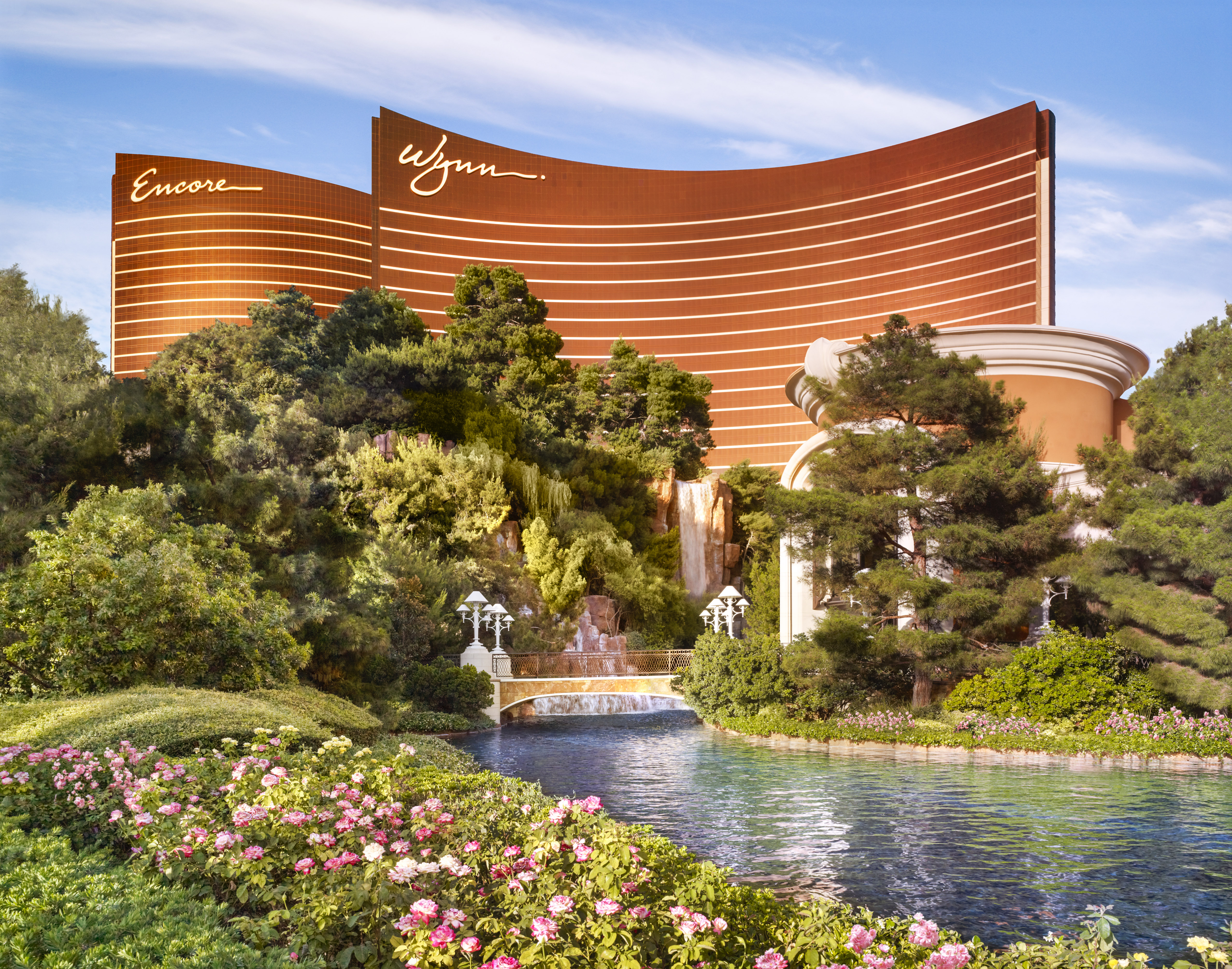 wynn-and-encore-las-vegas-exterior