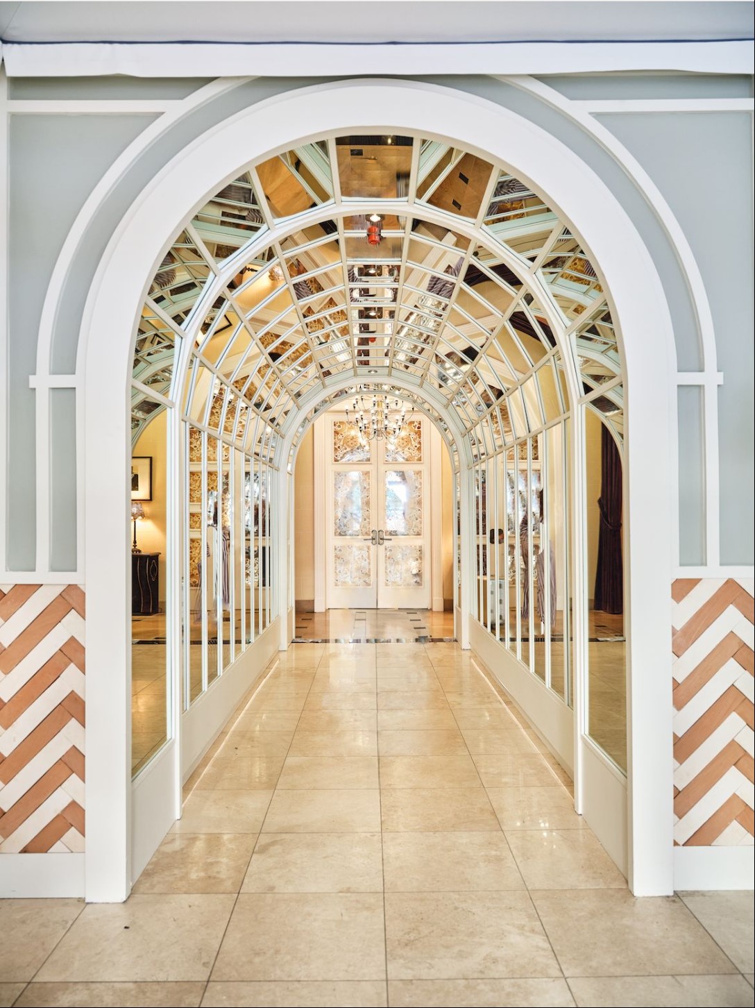 mirror-tunnel