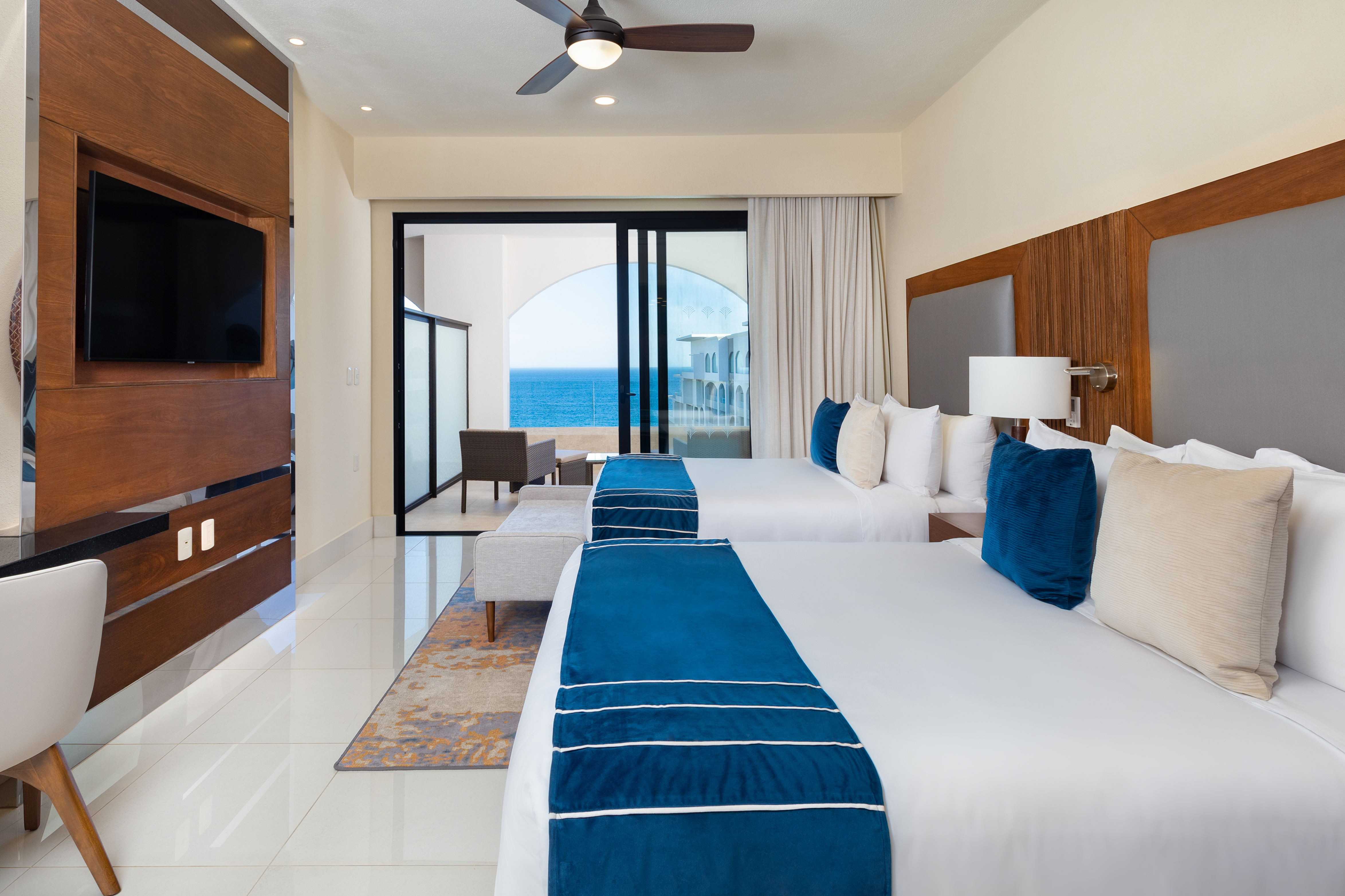 villa-la-valencia-beach-resort-spa-cabo-deluxe-studio-ocean-view-1