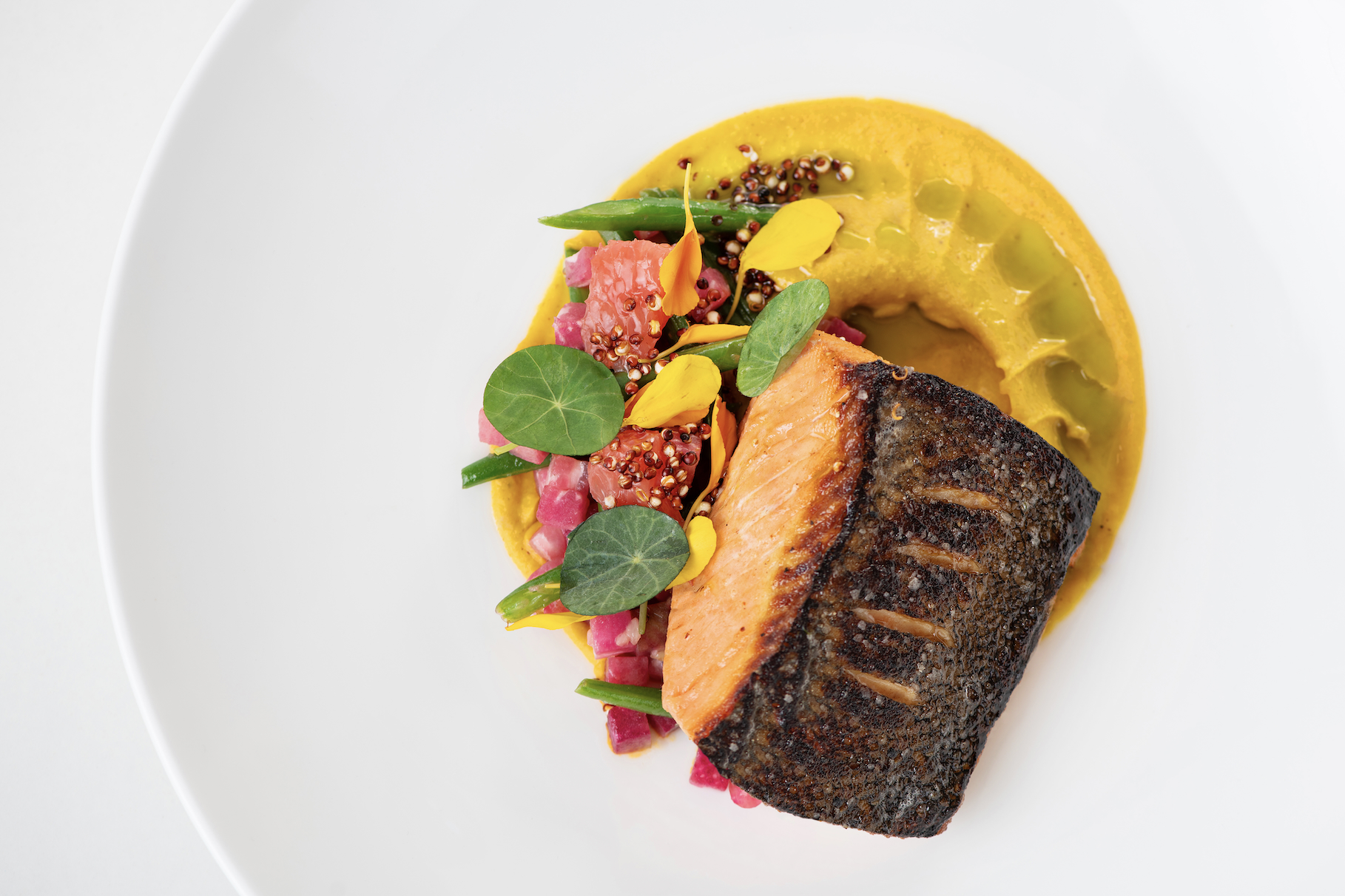 seared-king-salmon-at-splashes-at-surf-sand-resort-laguna-beach