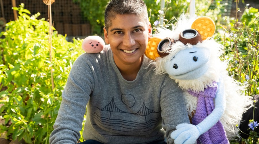 Preeti Mistry and Puppets