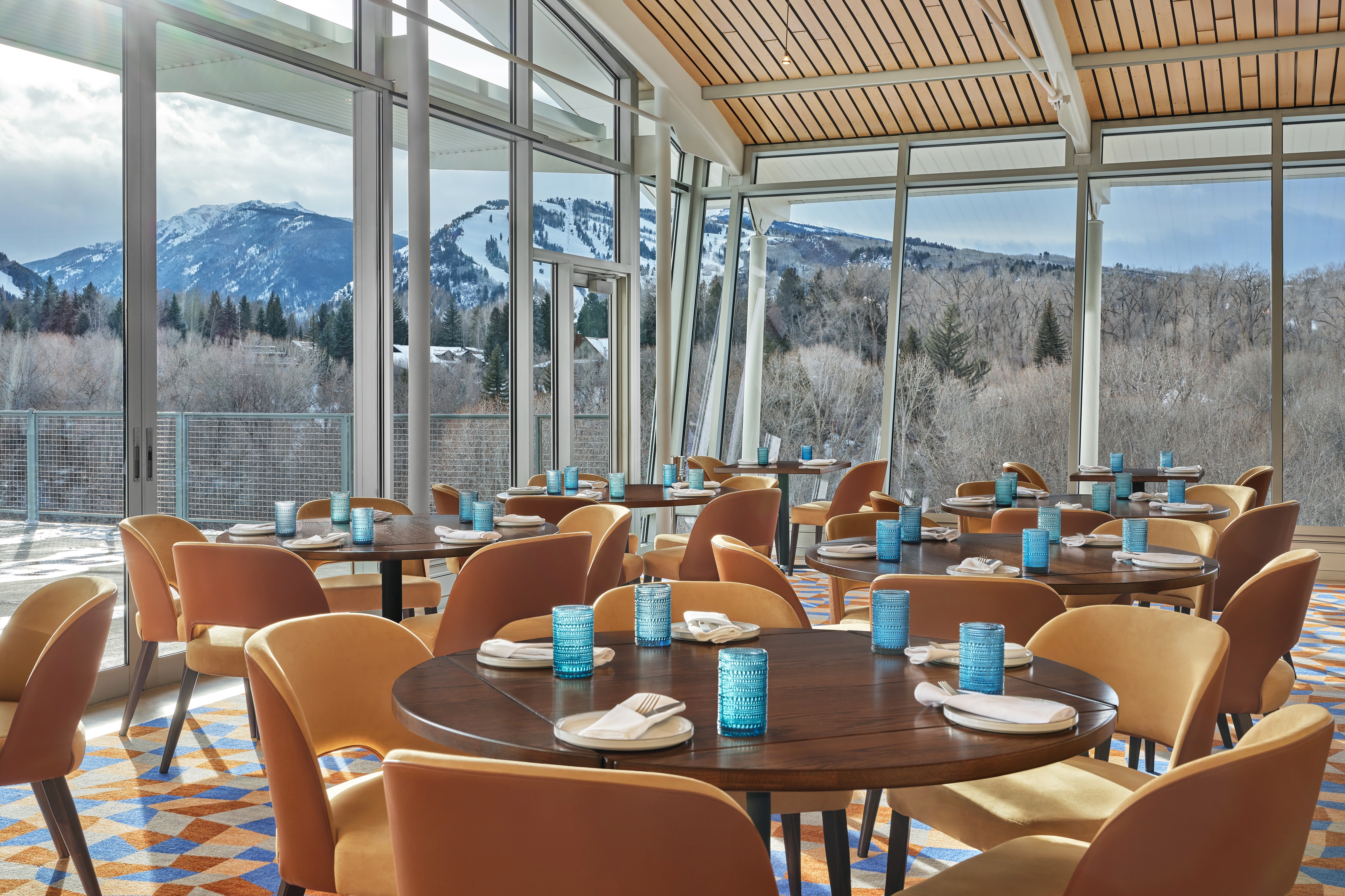 the-new-west-end-social-has-sweeping-views-of-aspens-ski-mountains