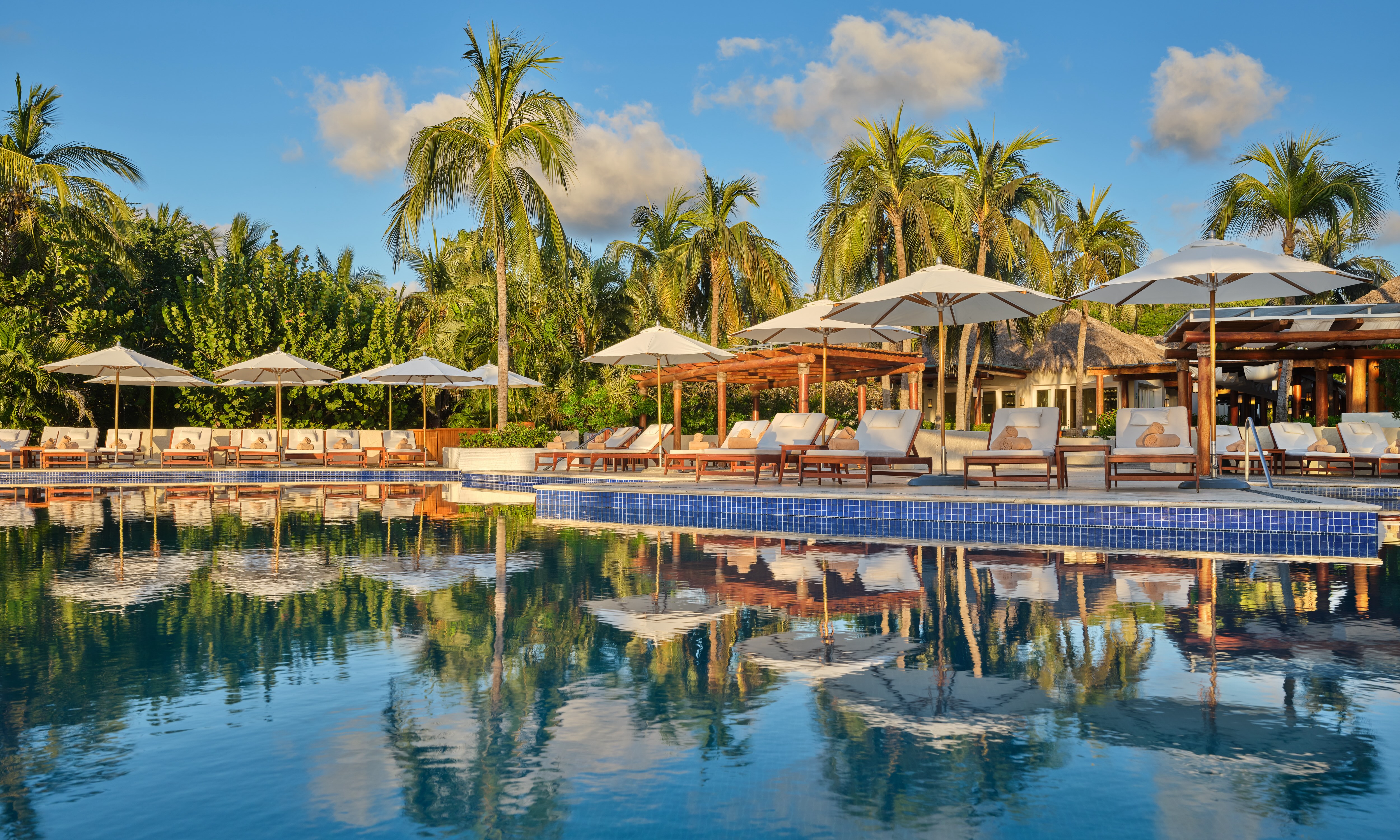 st-regis-punta-mita-pool