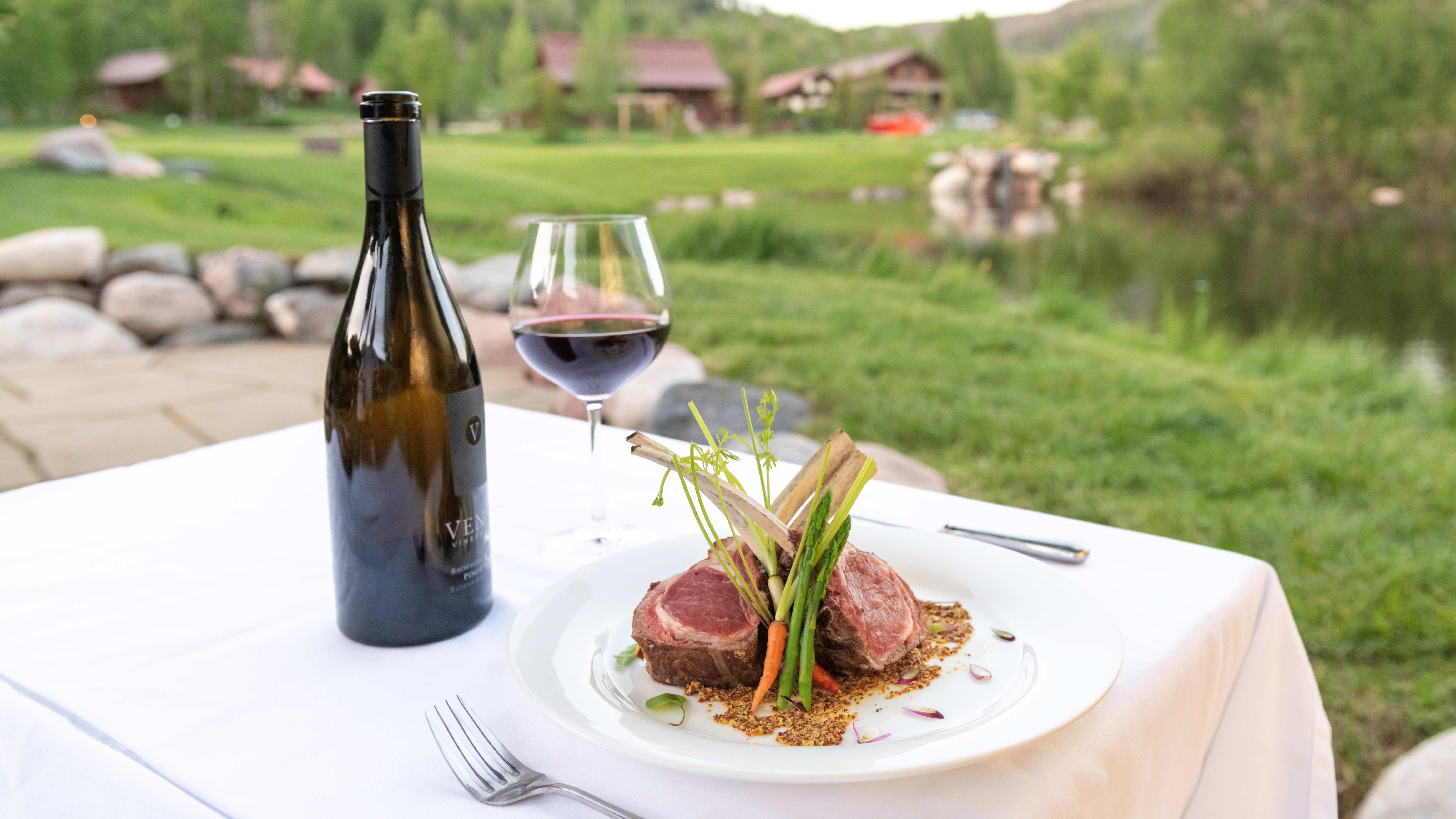 al-fresco-dining-at-vista-verde-ranch