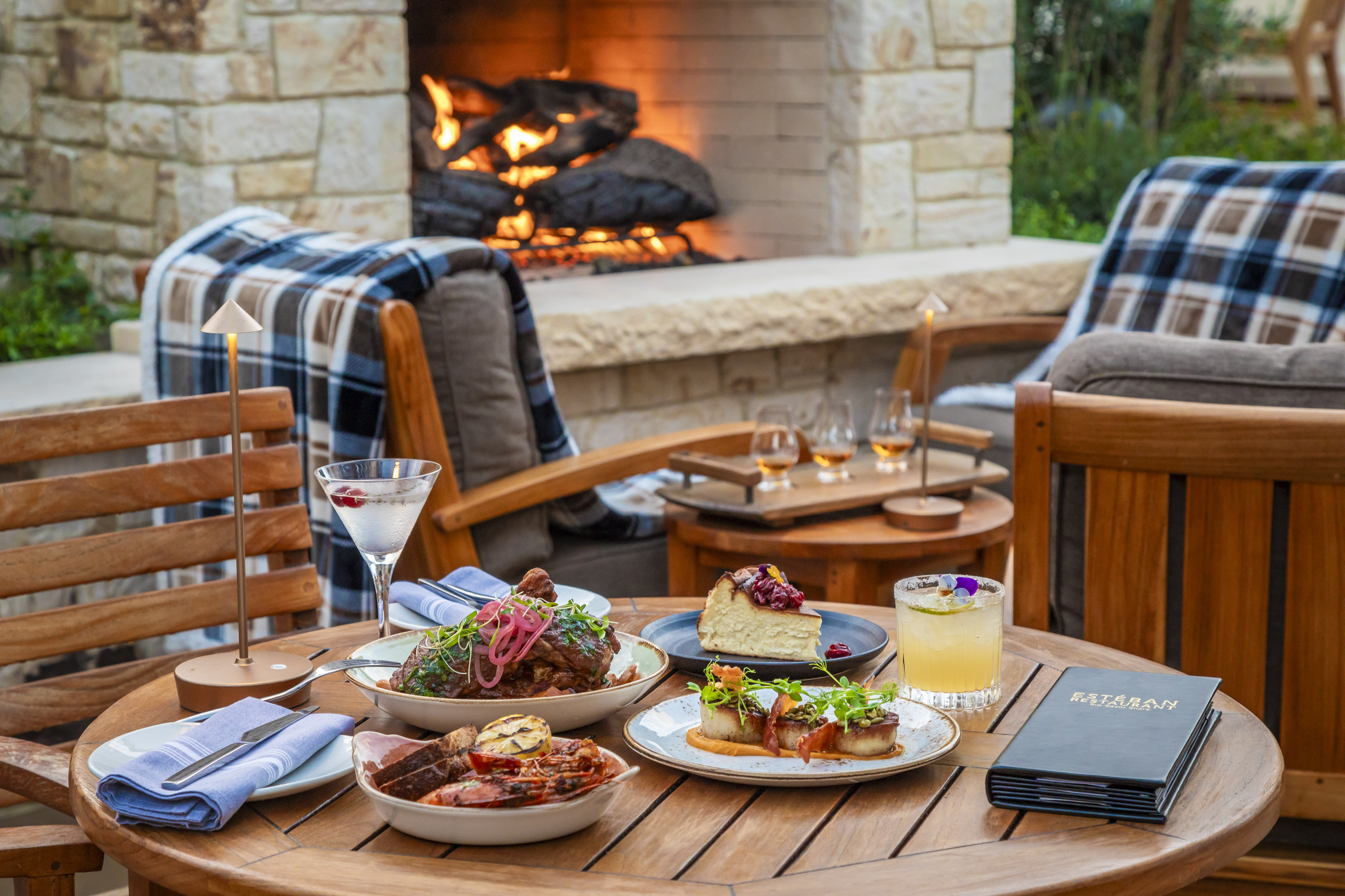fireside-dining