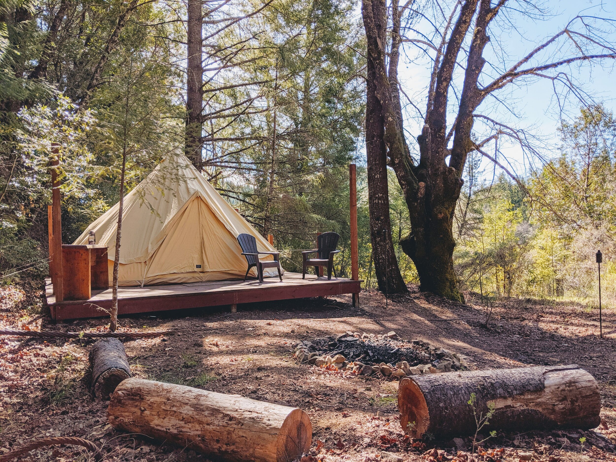 our-luxe-camps-come-outfitted-with-a-queen-or-two-twin-beds