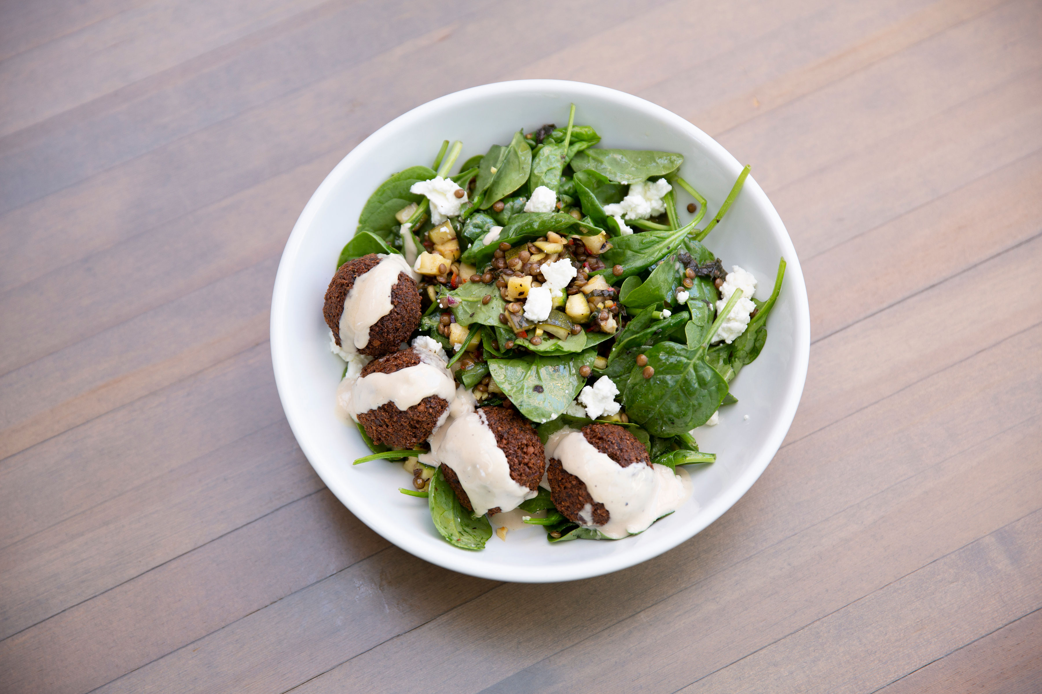 falafel-composed-salad