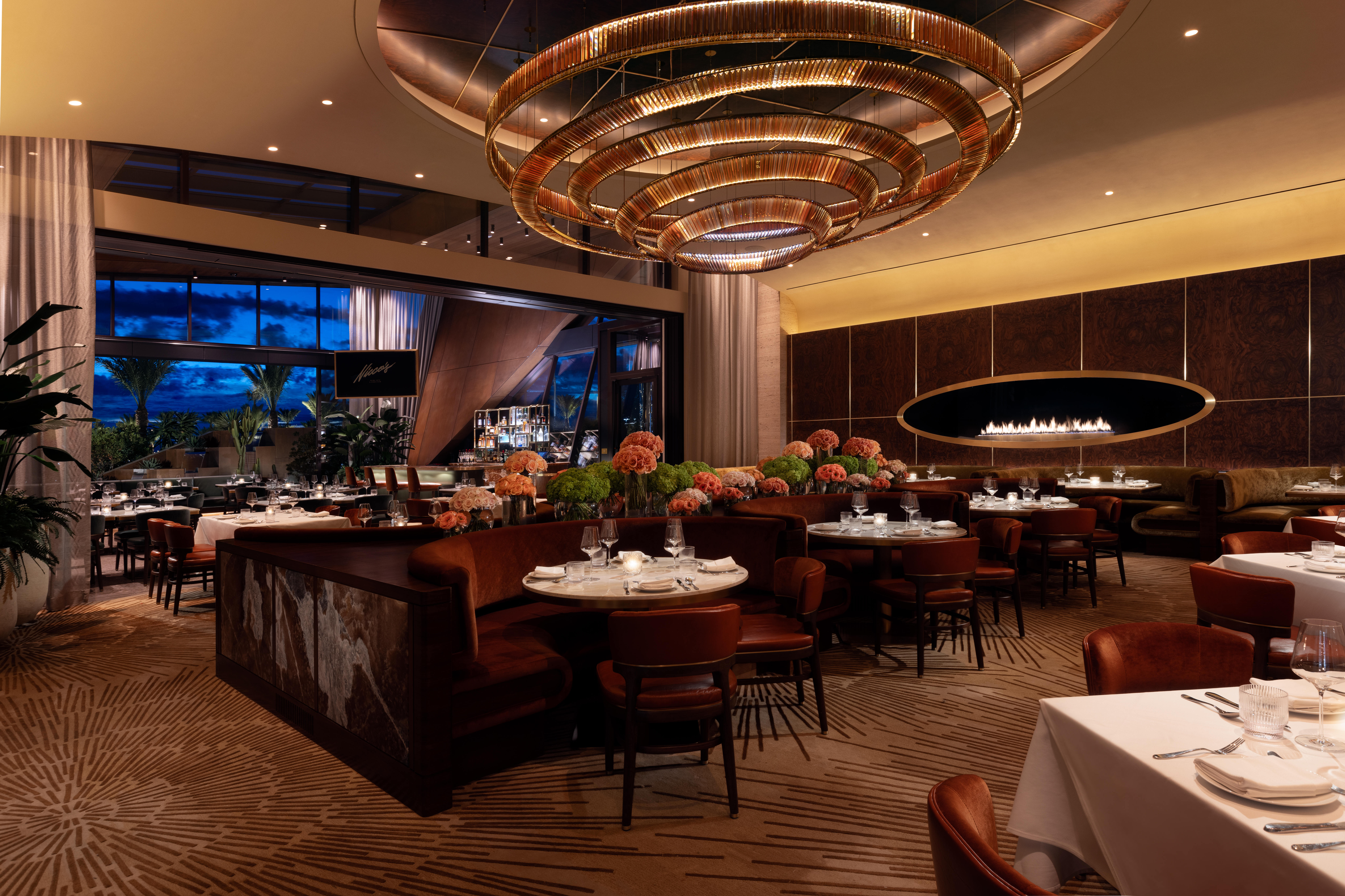niccos-main-dining-room-at-eat-your-heart-out-at-durango-casino-resort