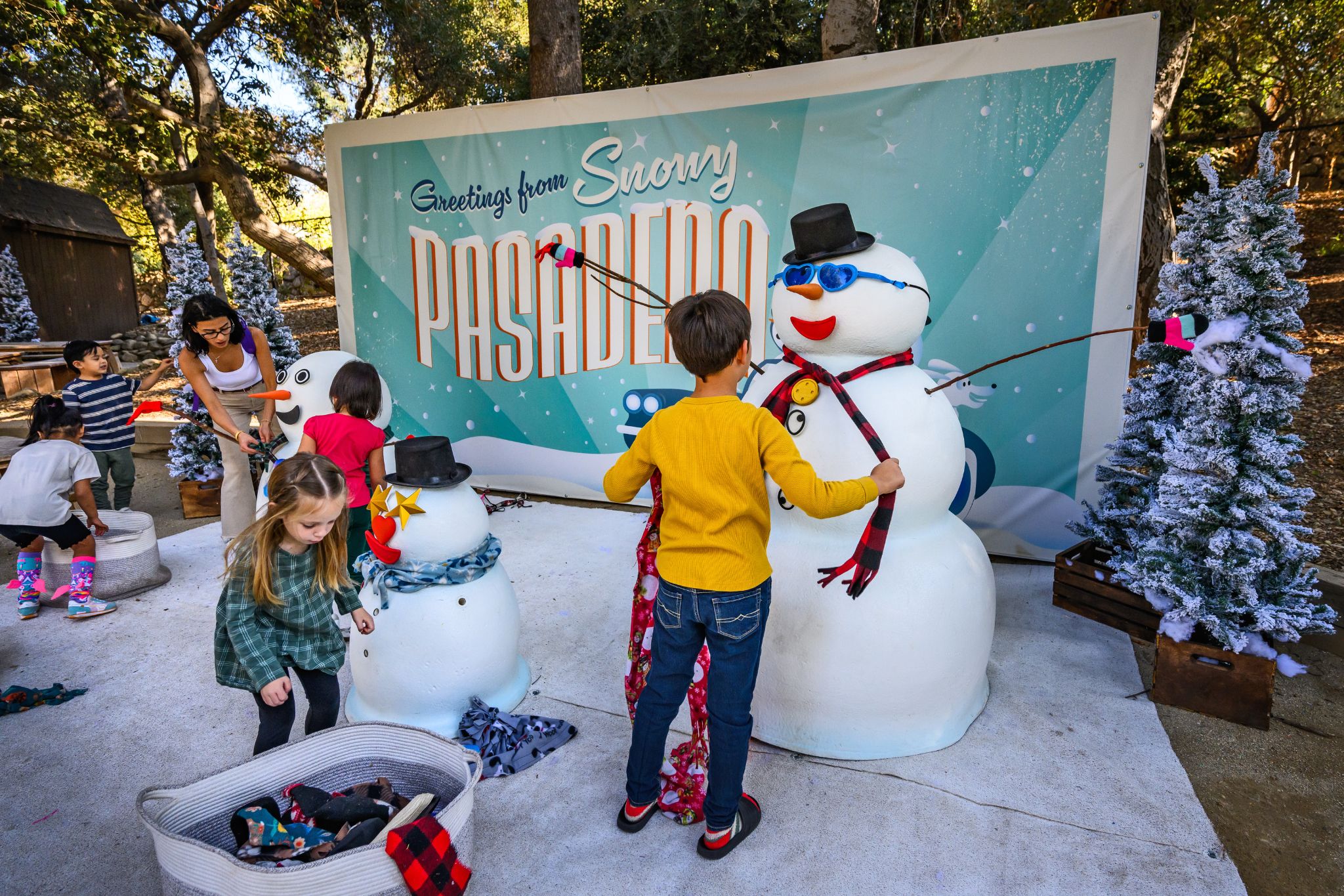 winter-frolic-snow-family