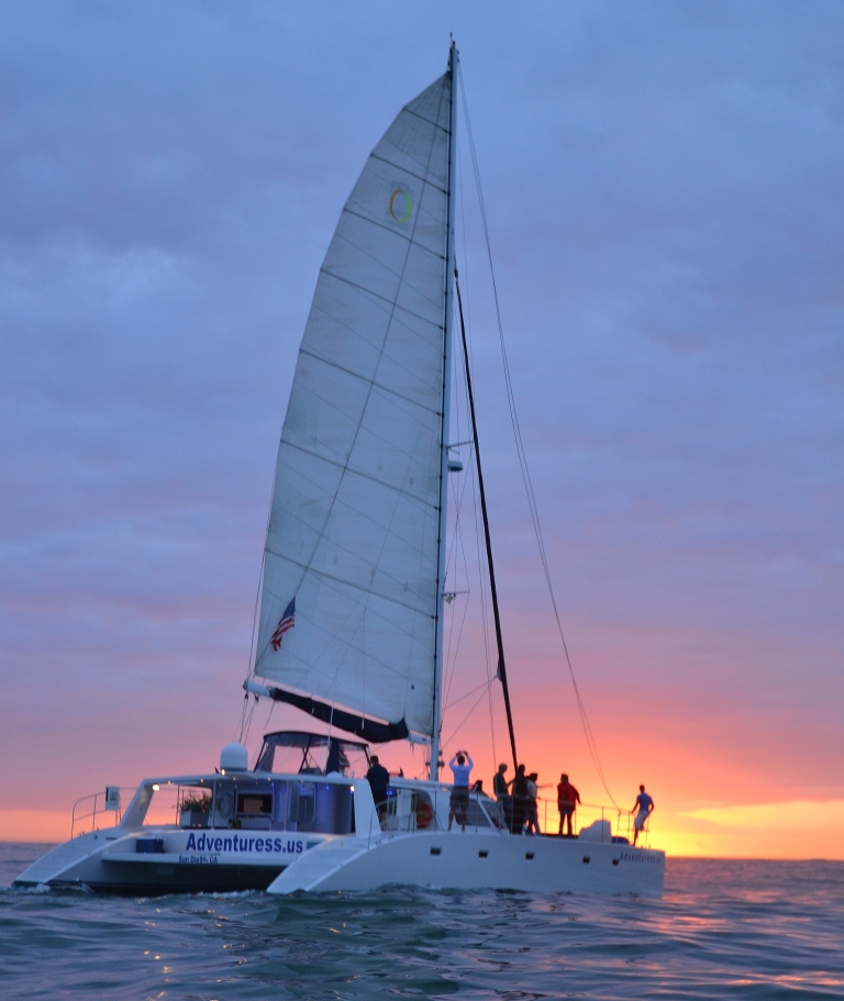 adventuress-sailing-into-the-sunset