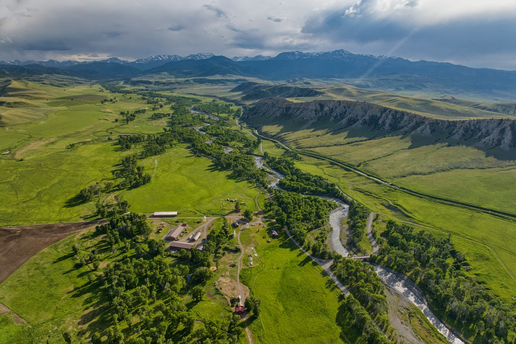 People Are Calling This Ranch in Wyoming a ‘Little Yellowstone’