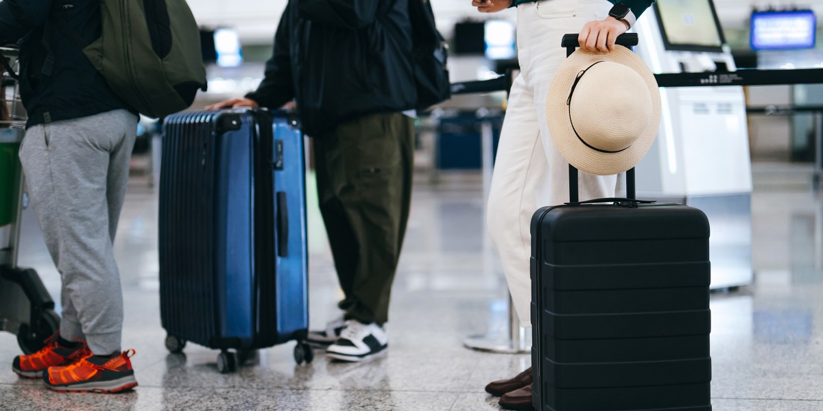 Airport Luggage Line