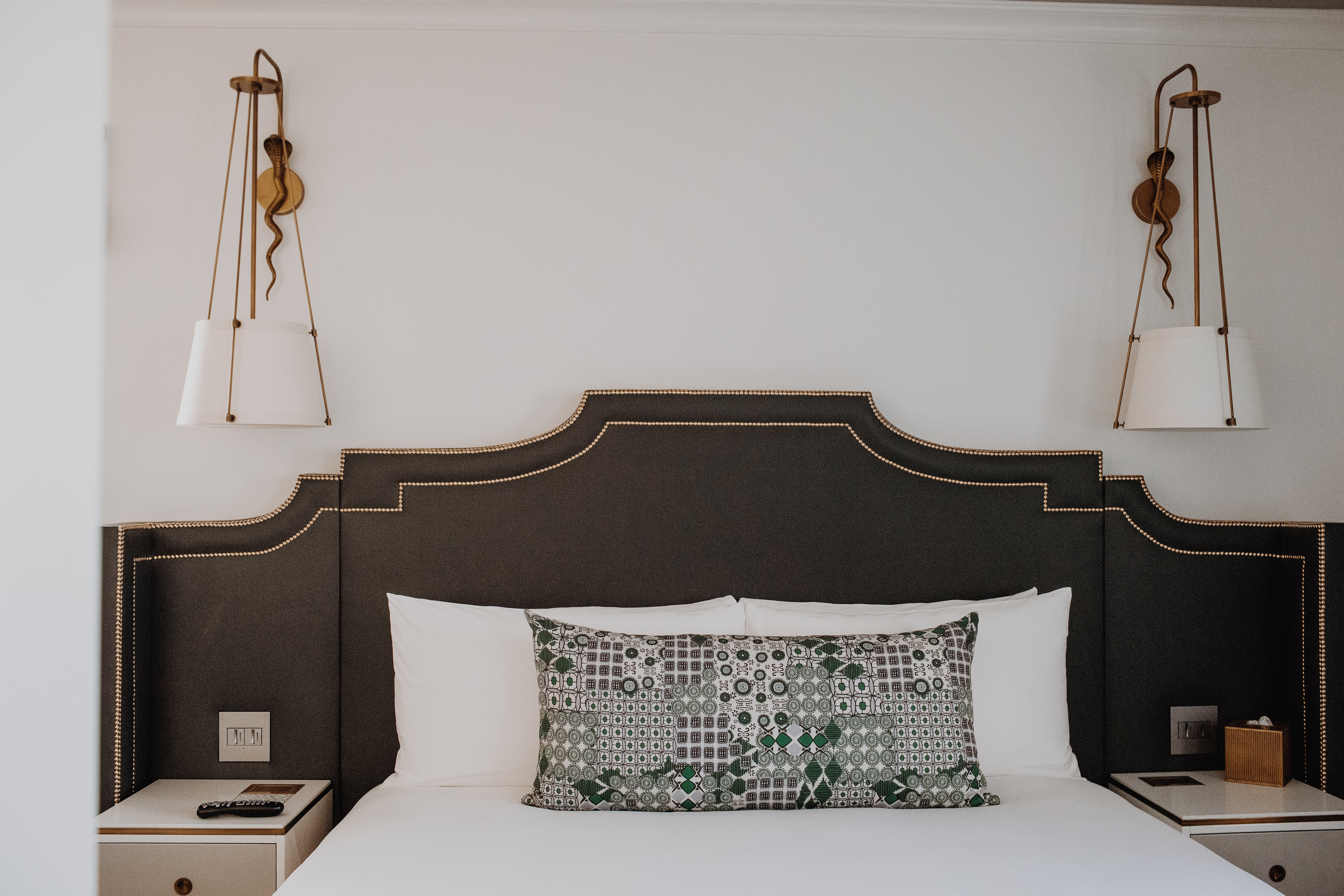 martyn-lawrence-bullard-designed-guestroom